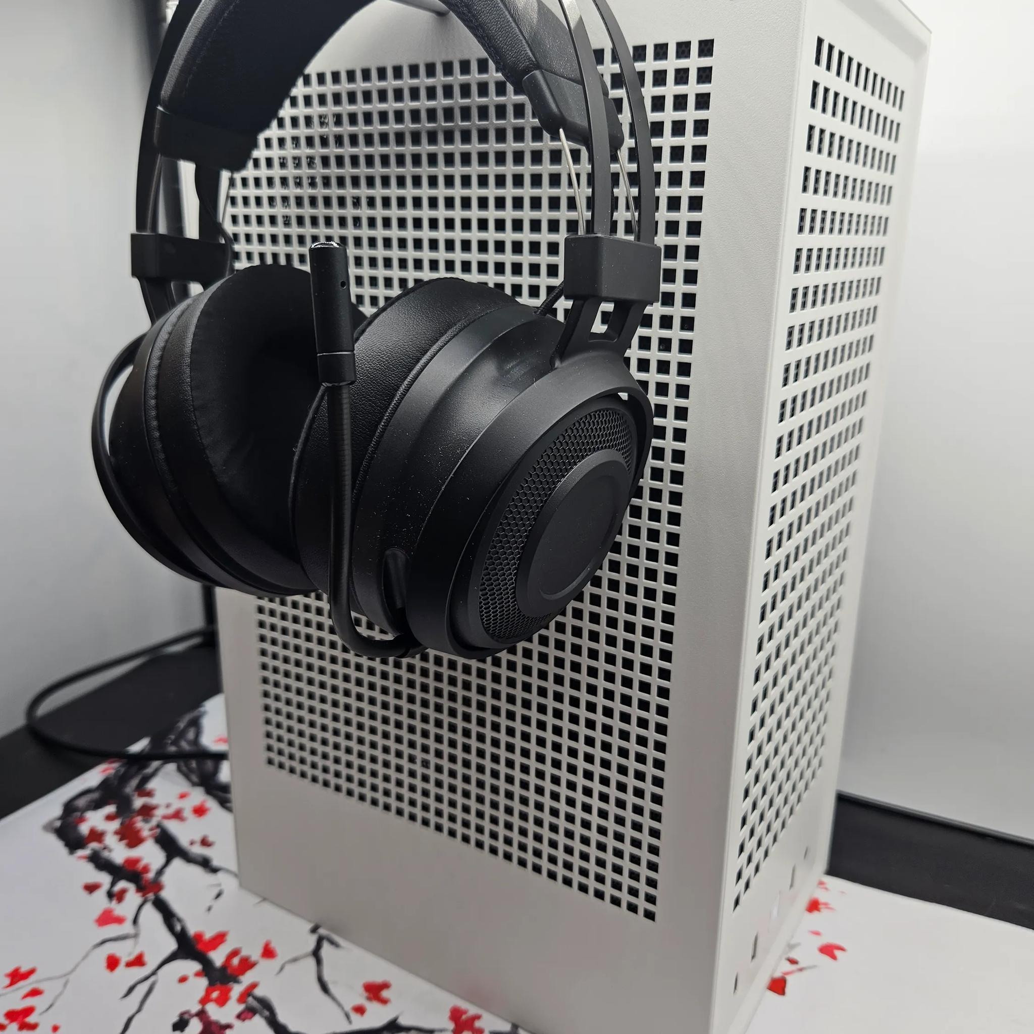 Small Form Factor SALE Ryzen 5 5500 / 16GB DDR4 / 1TB SSD / RTX 3060