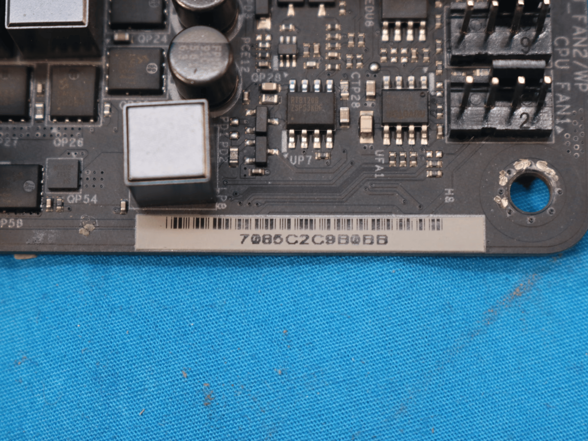 *Newest BIOS* ASRock B450 Steel Legend AMD Socket AM4 DDR4 ATX RGB Desktop Motherboard & I/O Shield