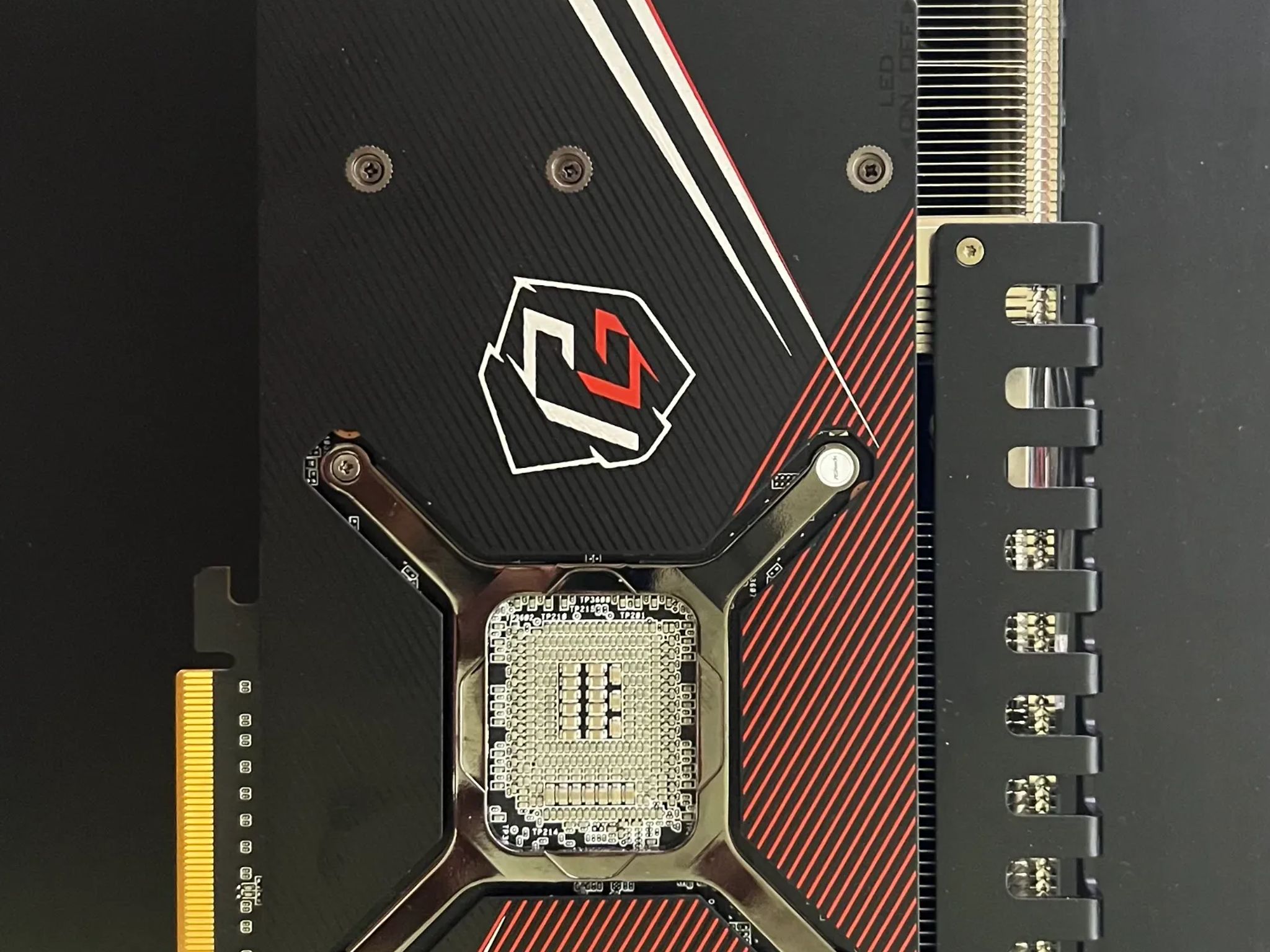 ASRock Radeon™ RX 7900 XT Phantom Gaming 20GB OC GDDR6