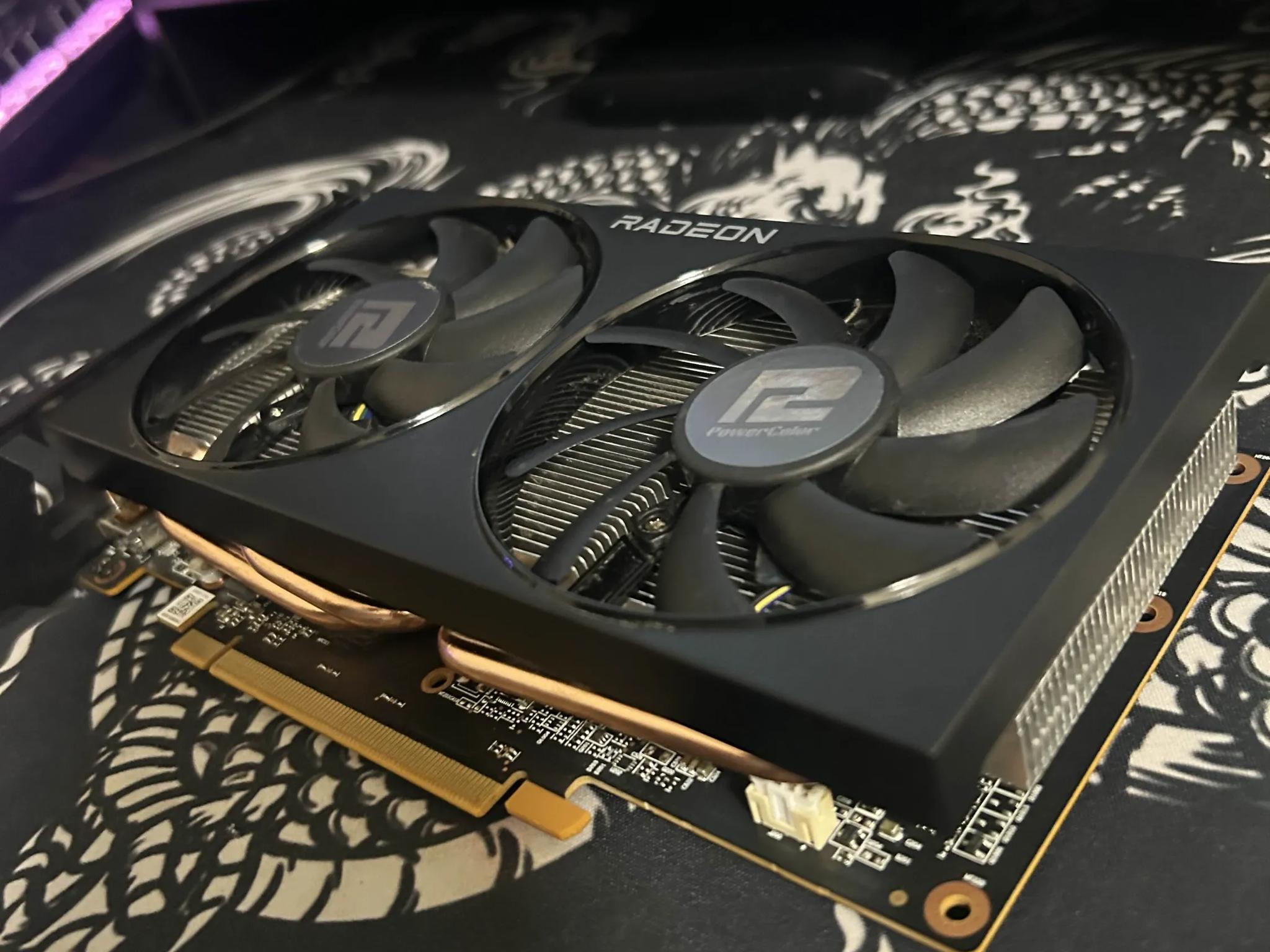 AMD Radeon 6600 Fighter