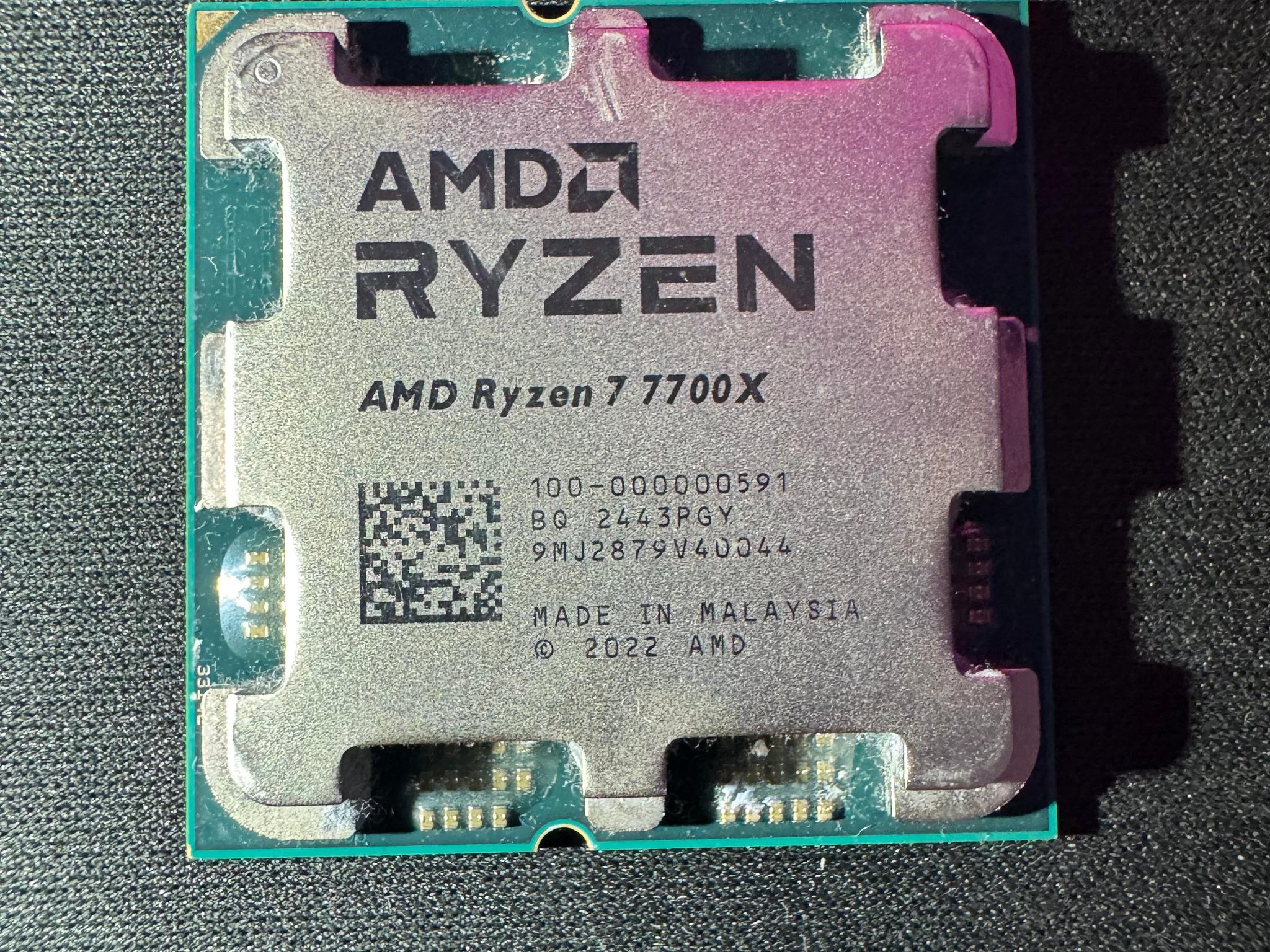 AMD Ryzen 7 7700X