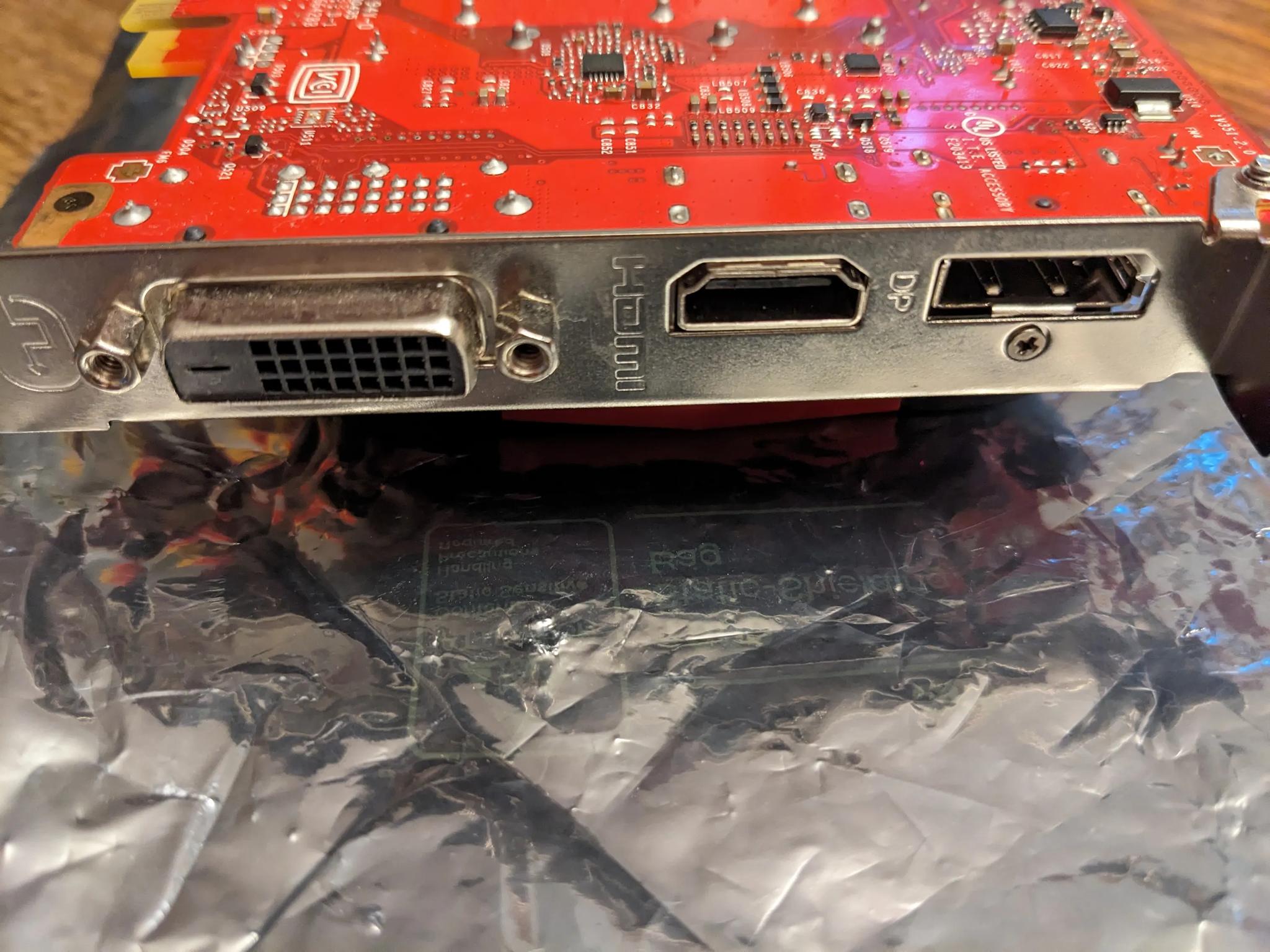 GTX 1050 TI -Dead- Fan spins --> project card