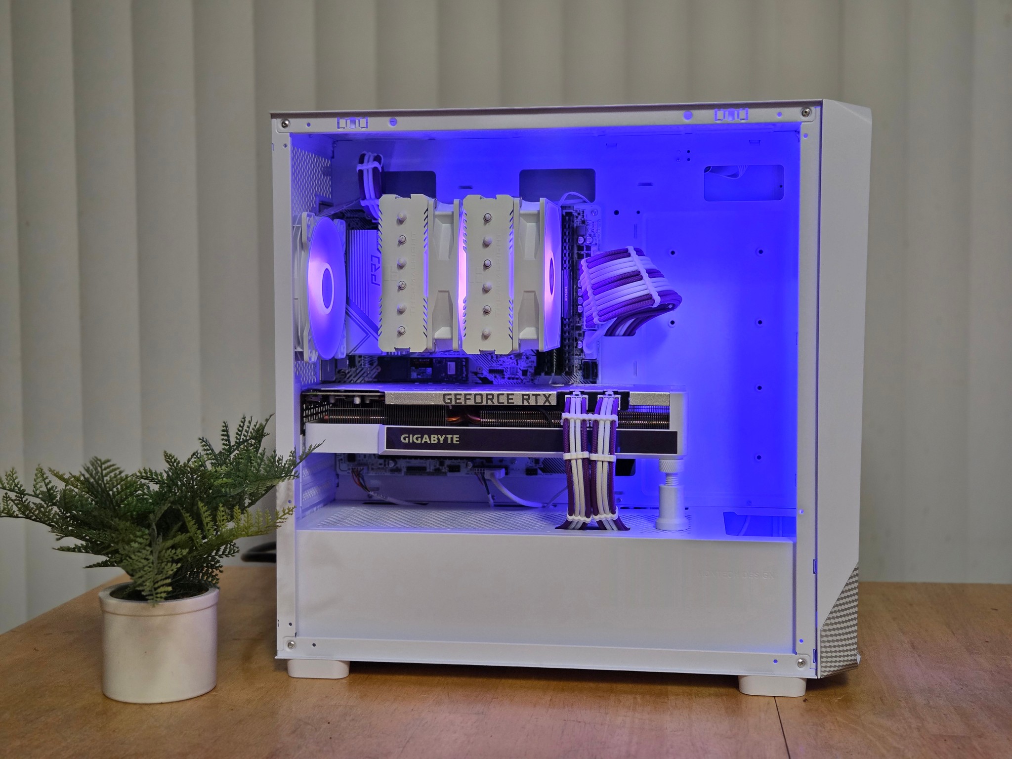 ⚪ White & Purple 🟣 | RTX 3070 Ti | 32gb 🐏 | Ryzen 5500 | 1TB Nvme