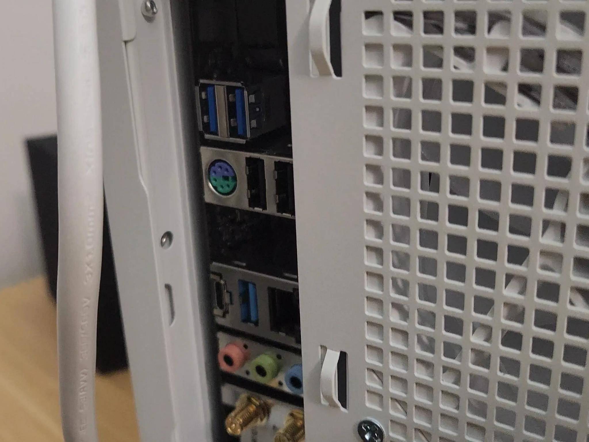 🎮 Small But Mighty – 5800X3D + Arc B580 ITX Build, Game-Ready