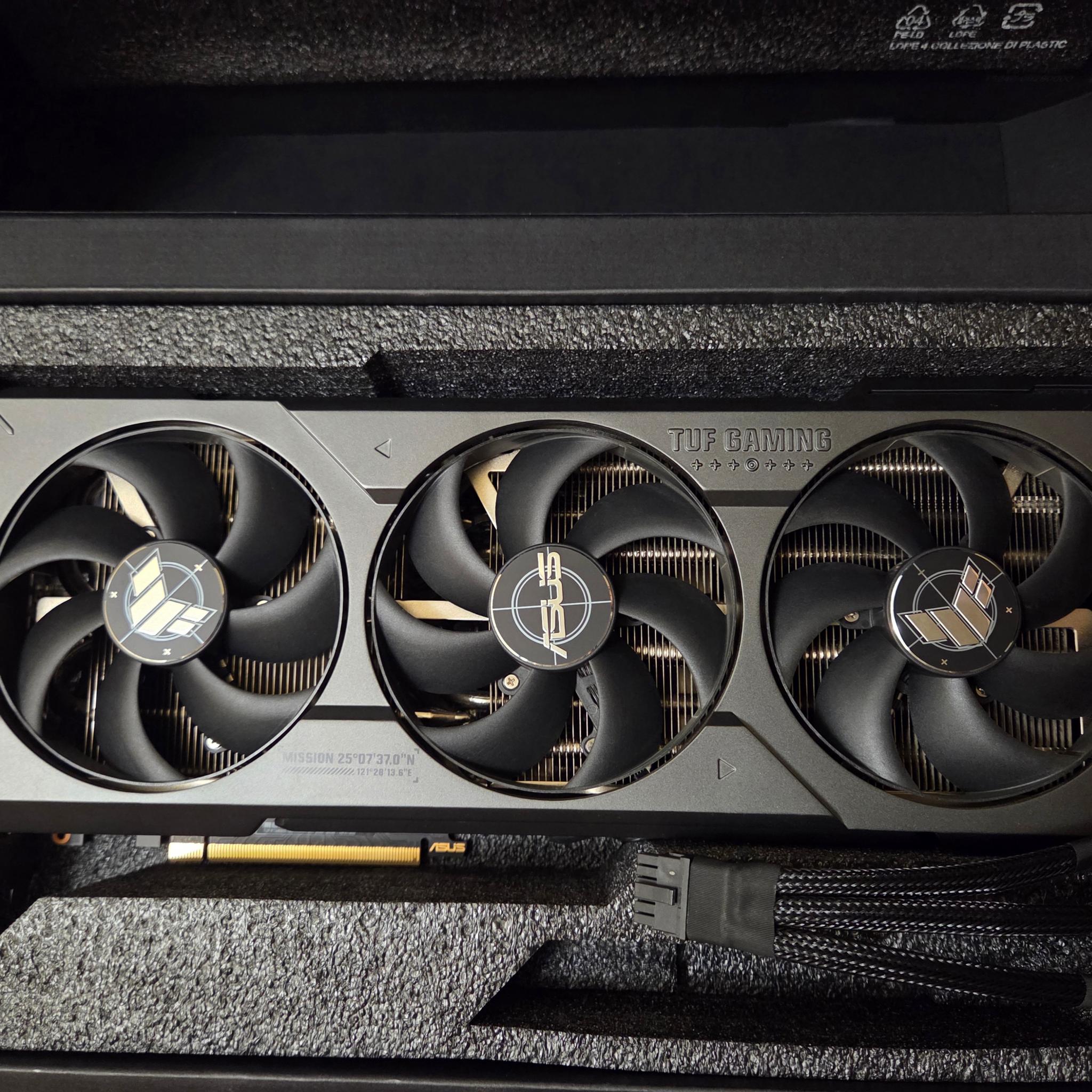 ASUS TUF Gaming GeForce RTX 4080 SUPER