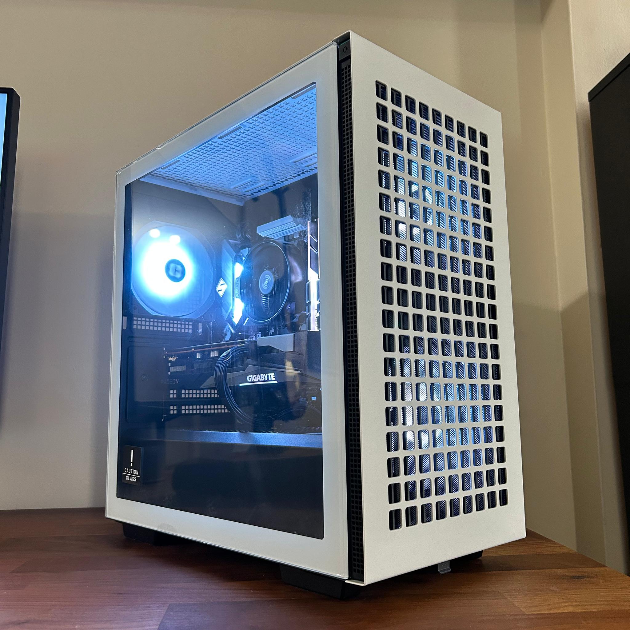 AMD RX 7600 | Ryzen 5 5500 | 1TB SSD | The Mini Legend V7 **FREE AVATAR GAME CODE INCLUDED**