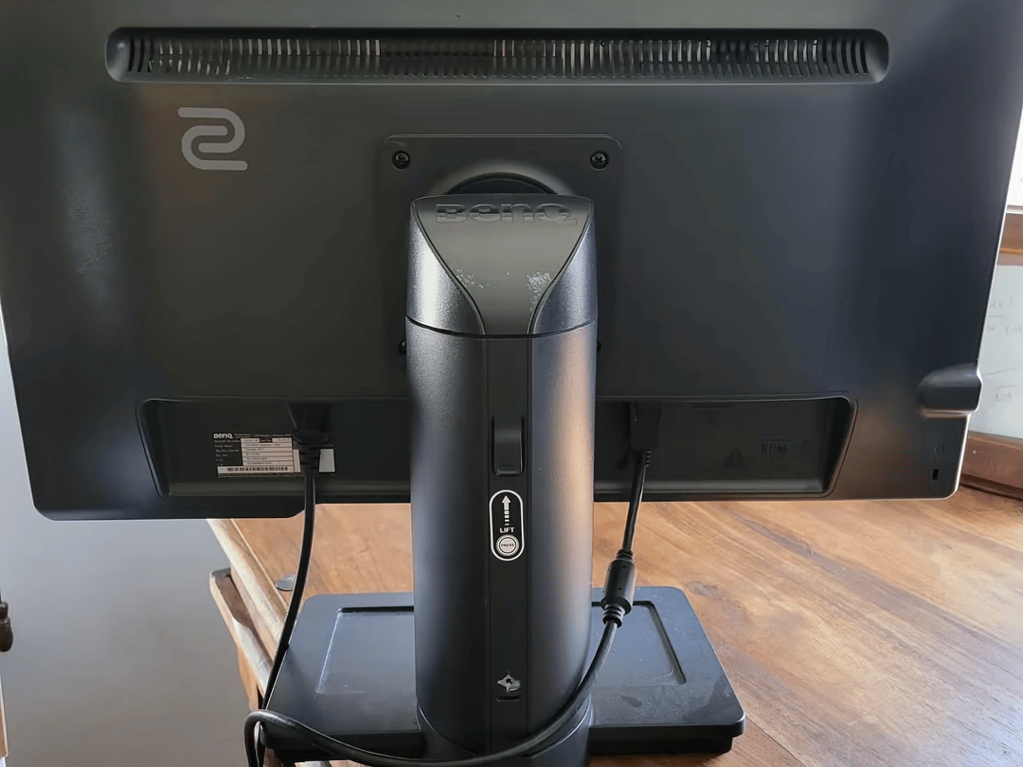 BenQ Zowie XL2411P **Used with light damage**  (1080p, 144hz, 24 inches, TN panel)