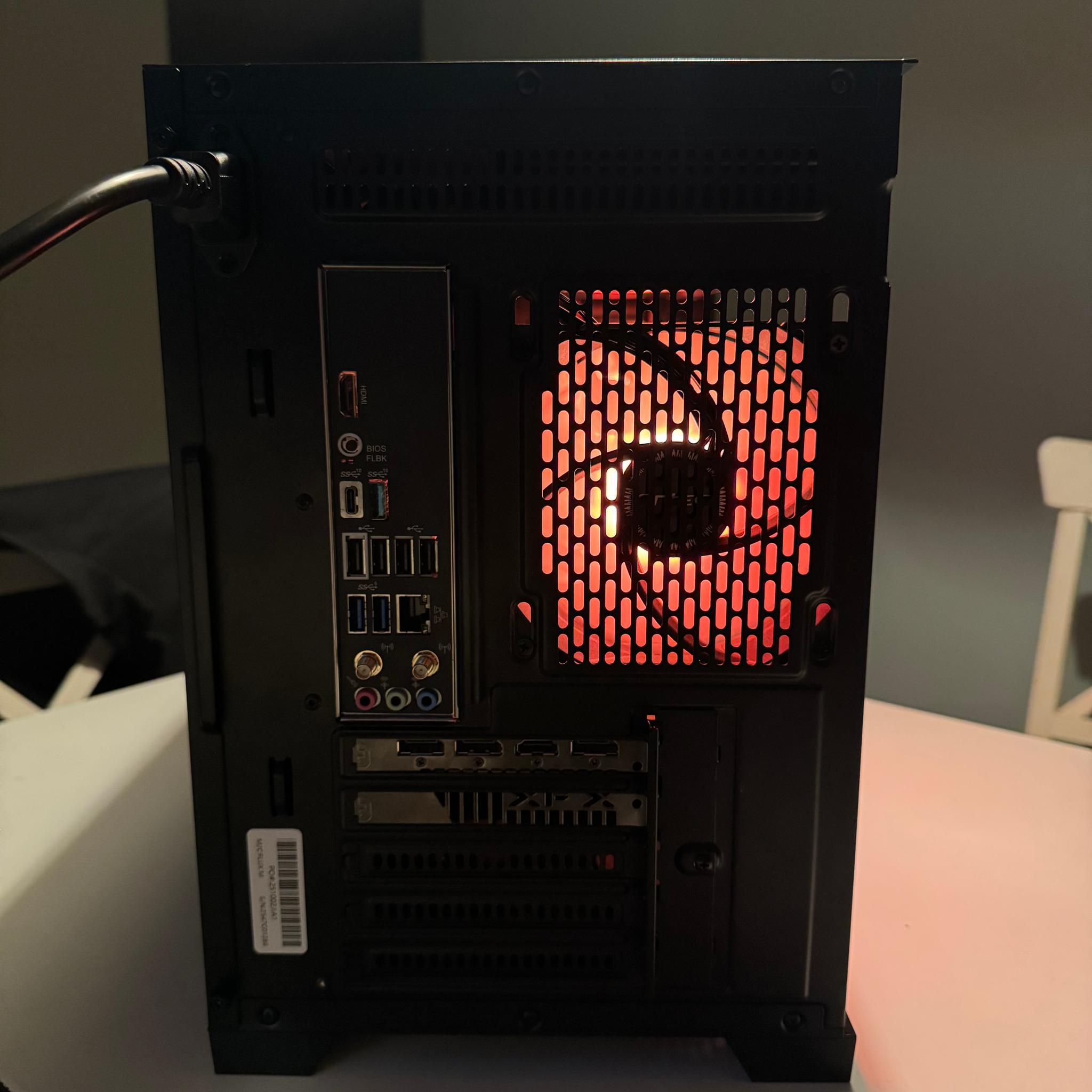 EmberStrike | Custom Gaming PC | RX 7600 - R5 8700F- 16GB Ram - 1TB SSD