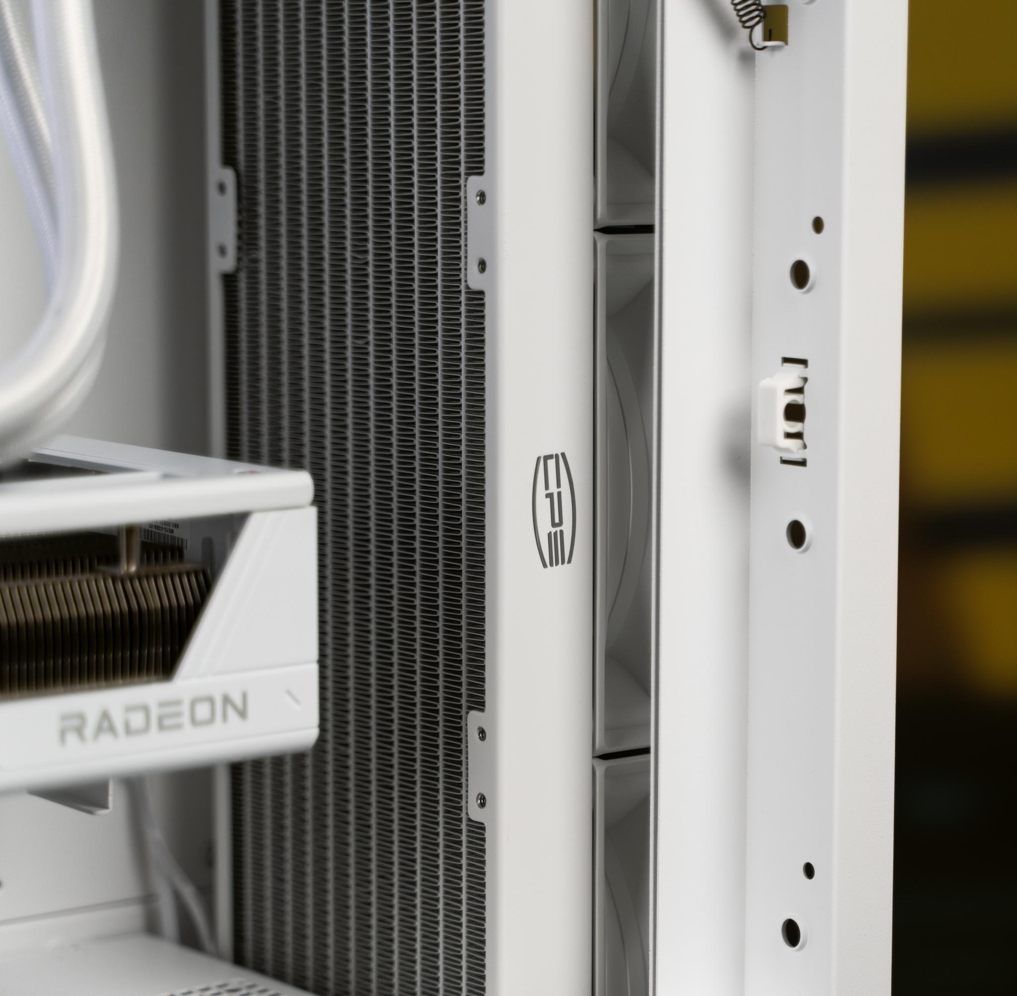 “Fractus.Astra ” RX 9070 Ryzen 7 9700X 32GB Windows 11 2TB Gaming PC Powerhouse