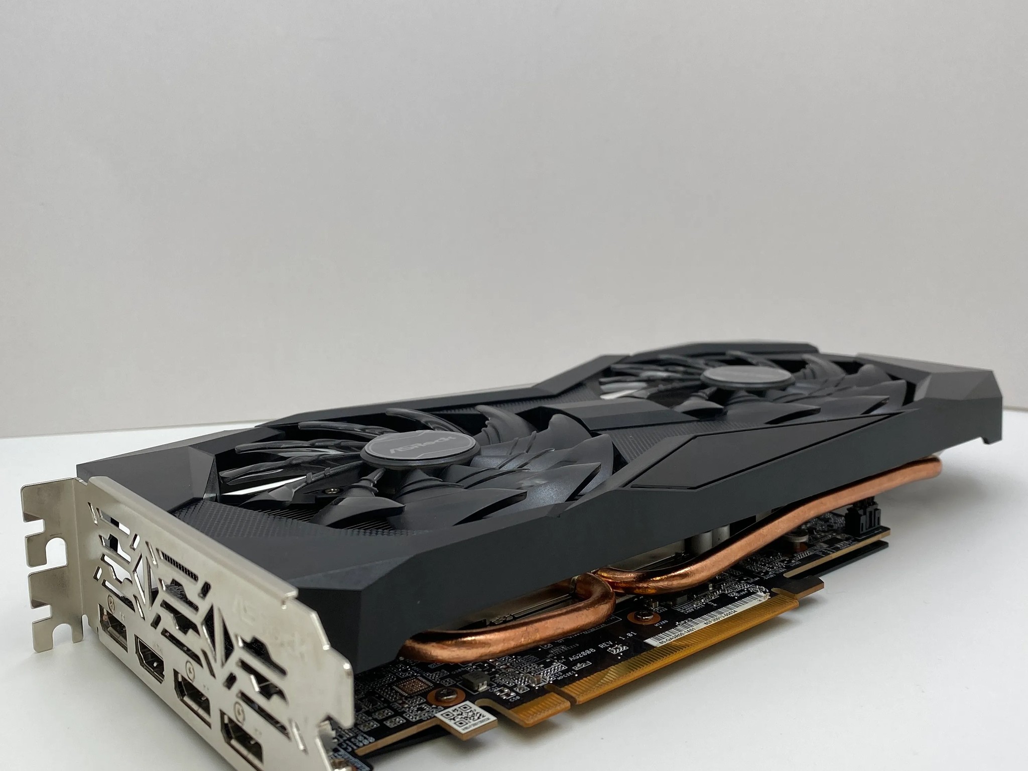 ASRock Challenger D Radeon RX 6650 XT 8GB GDDR6 PCI Express 4.0 Video Card RX665