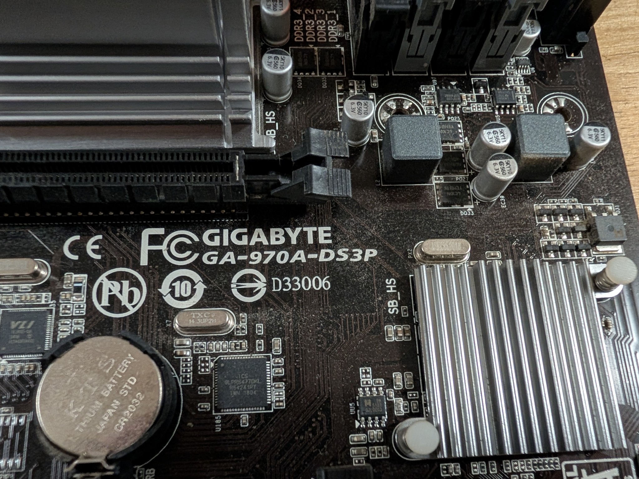 Gigabyte 970A - AMD FX 8350 + 24GB DDR3