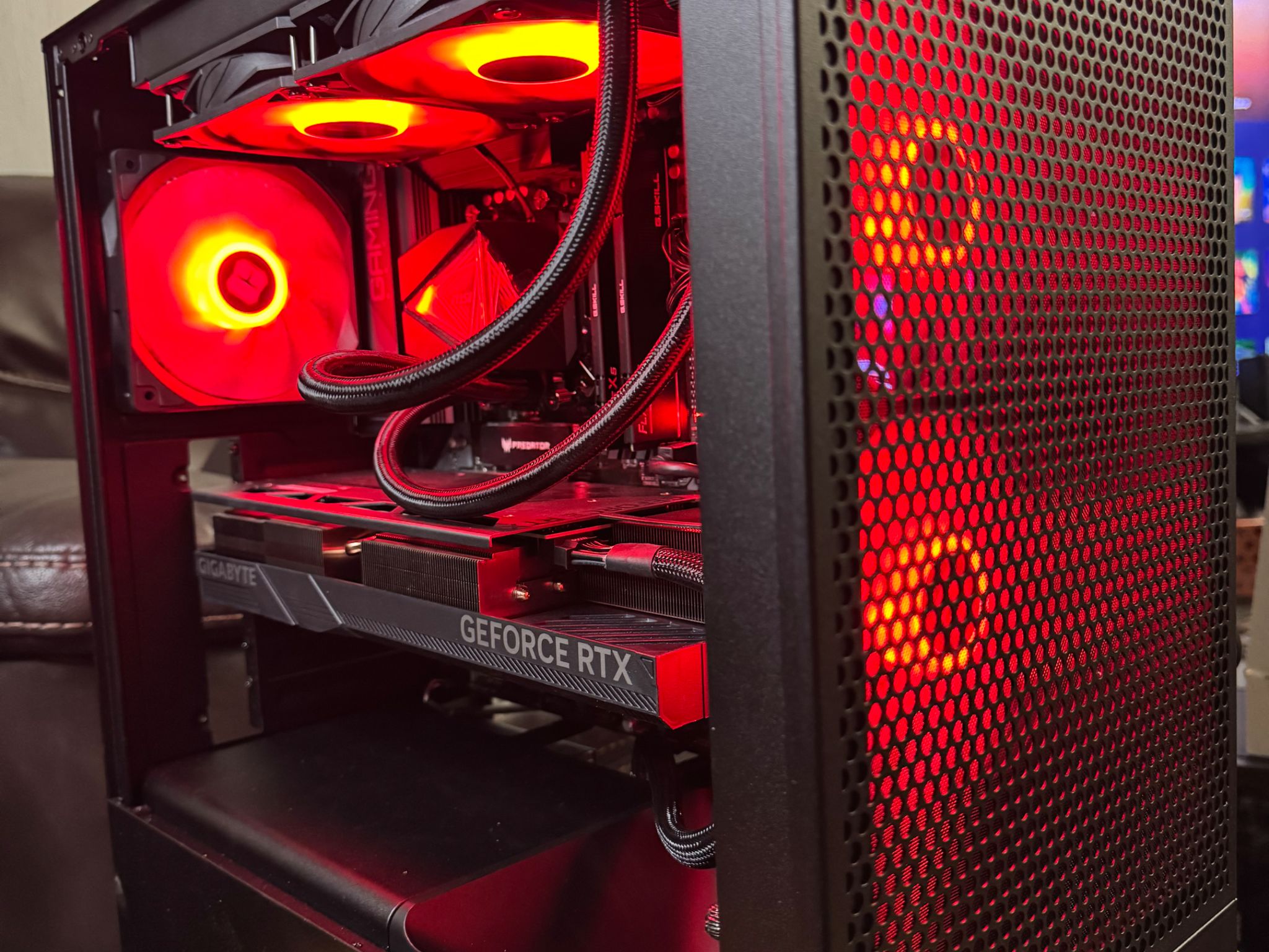 4090 GAMING PC | Ryzen 7 9800x3d | 64gb RAM | 2tb SSD