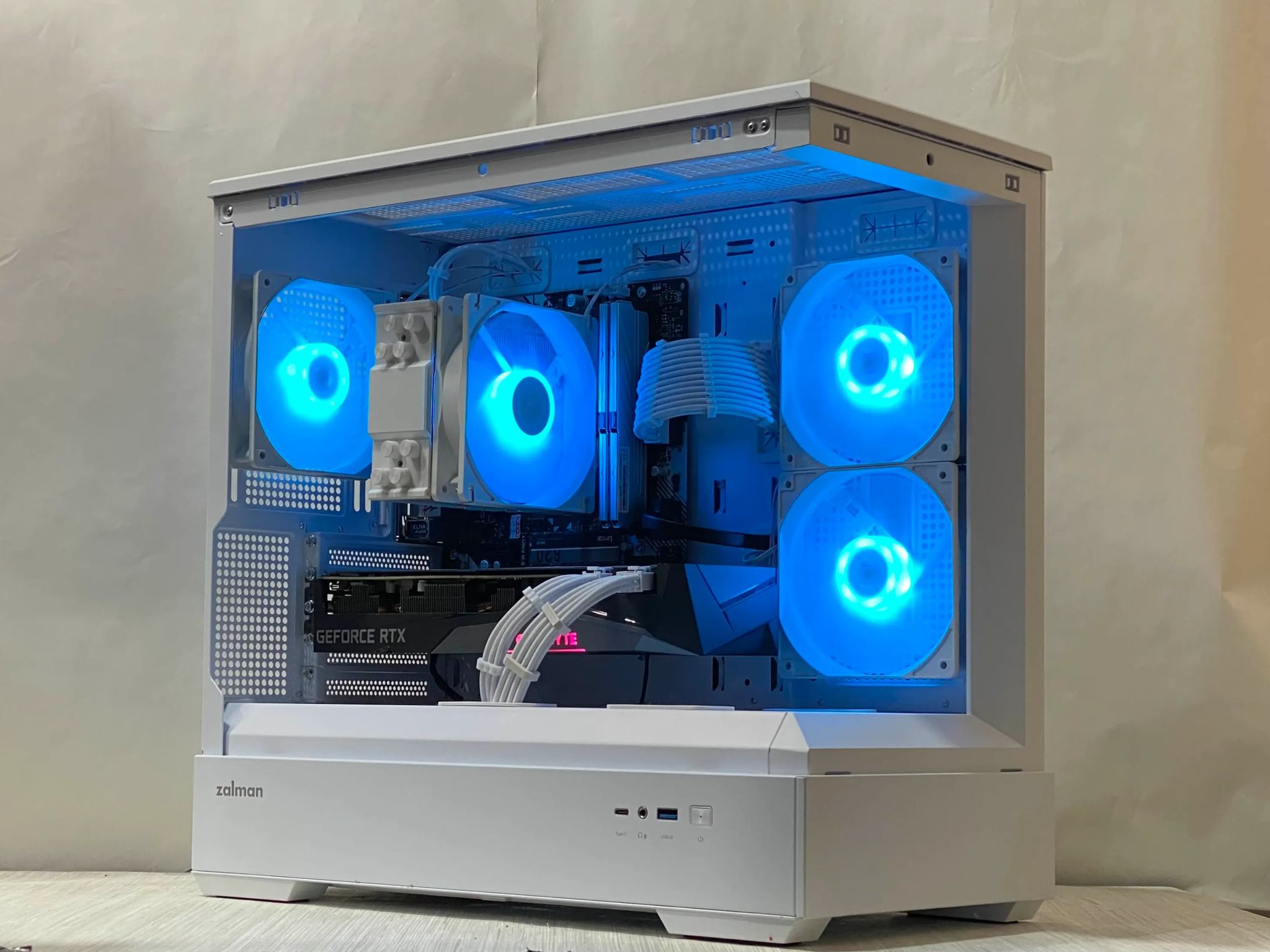 RTX 3070, Ryzen 5 5600, 16GB DDR4, 1TB NVMe SSD, WiFi - Gaming PC