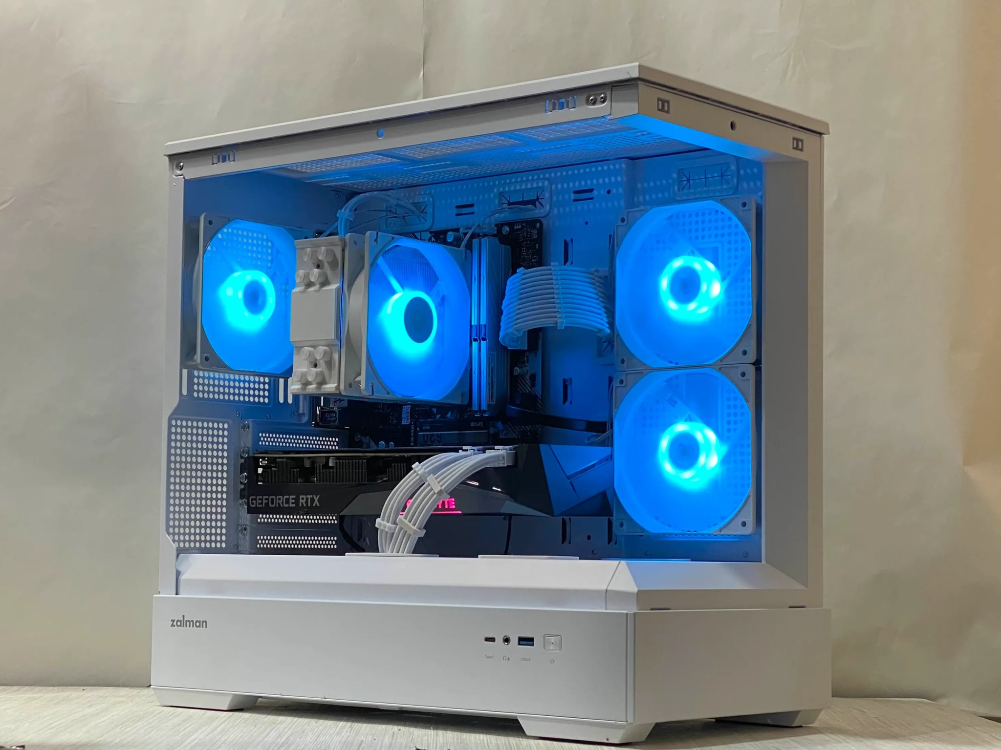 RTX 3070, Ryzen 5 5600, 16GB DDR4, 1TB NVMe SSD, WiFi - Gaming PC