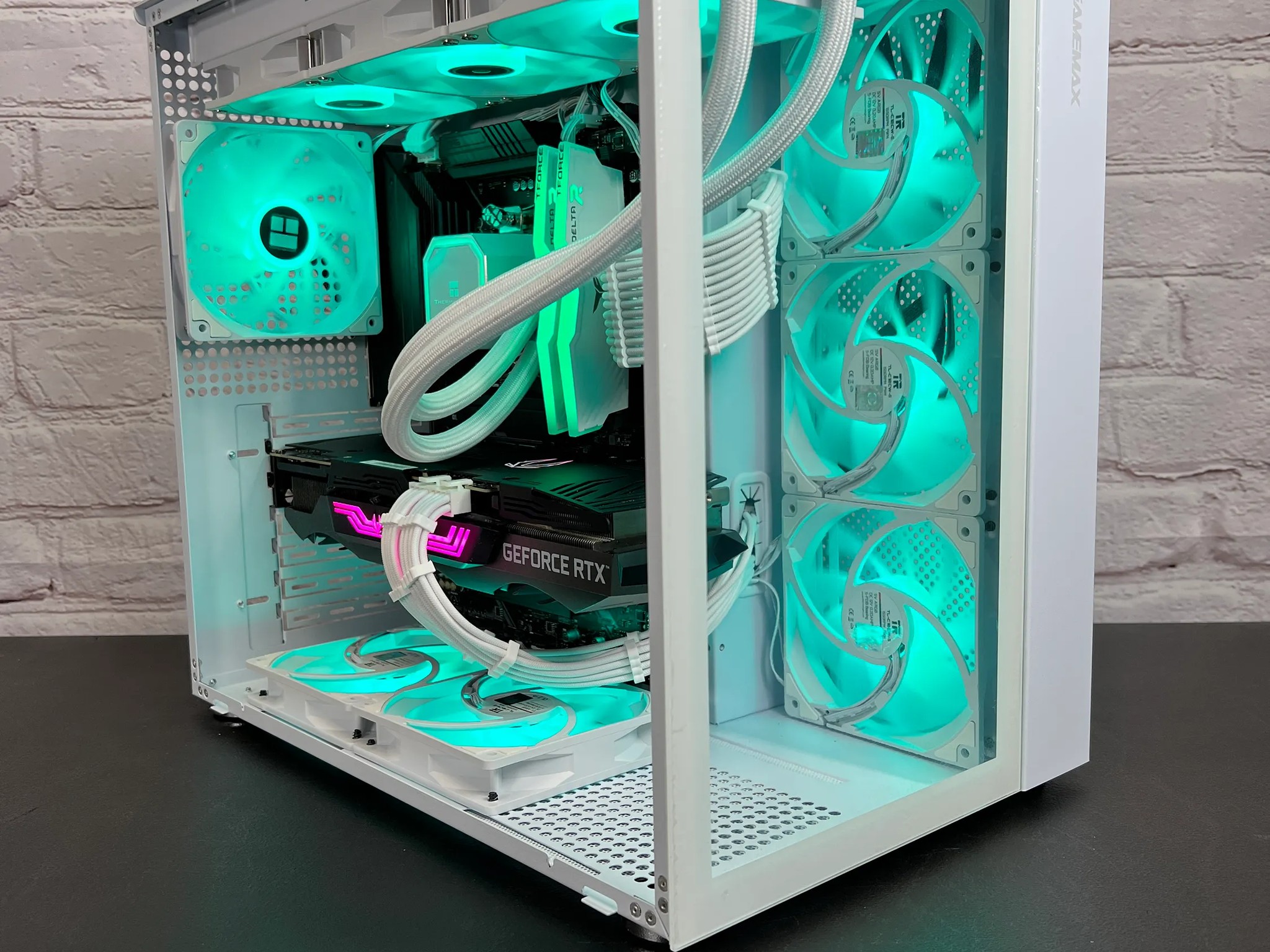 Ryzen 7 5800X RTX 3080 32GB RAM 1TB M.2 WiFi 6E Win 11 Gaming PC