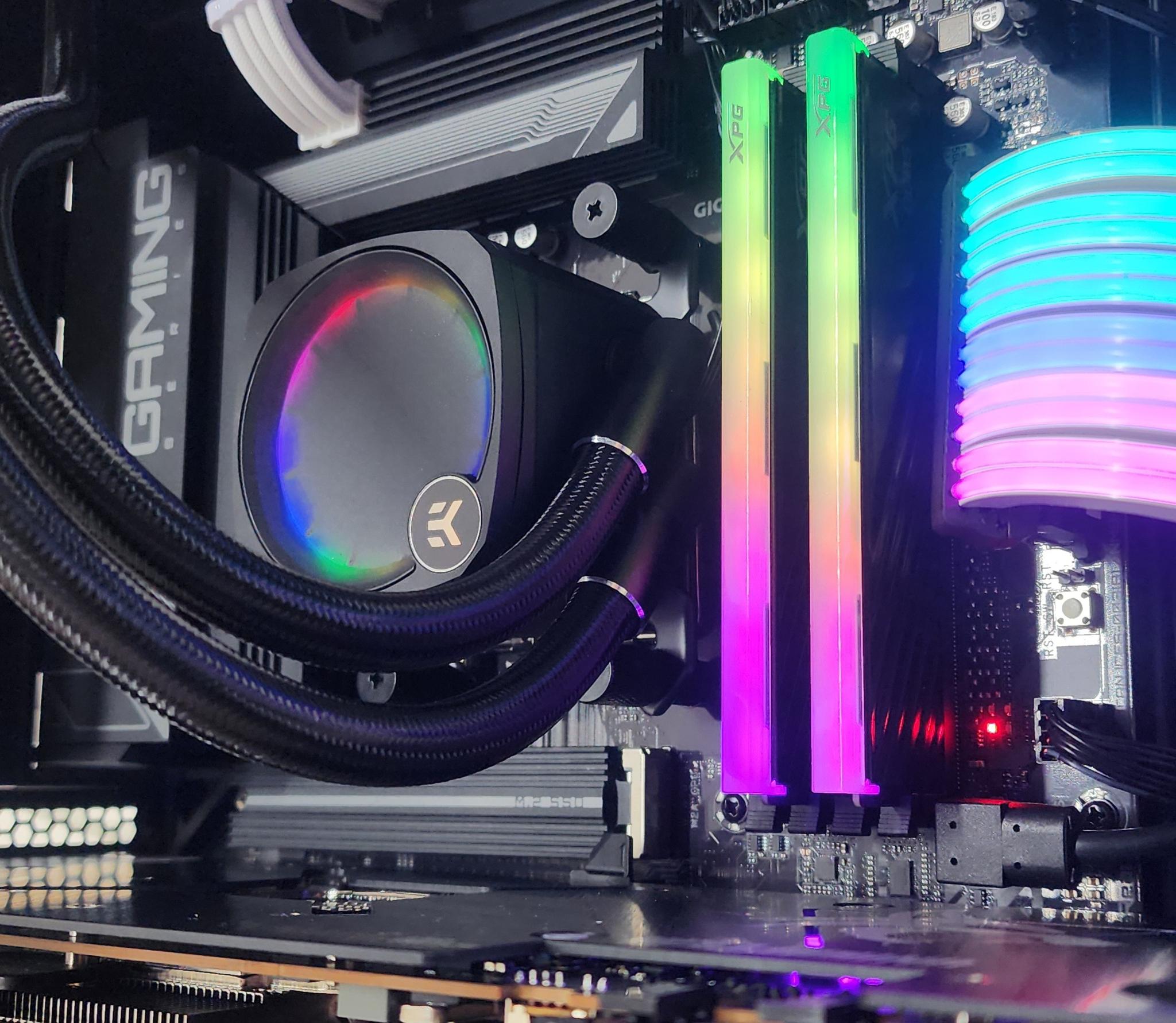 Gaming PC Ryzen 7 9800X3D 32GB RAM 2TB SSD RX 7900 XTX 24GB Windows 11 Computer