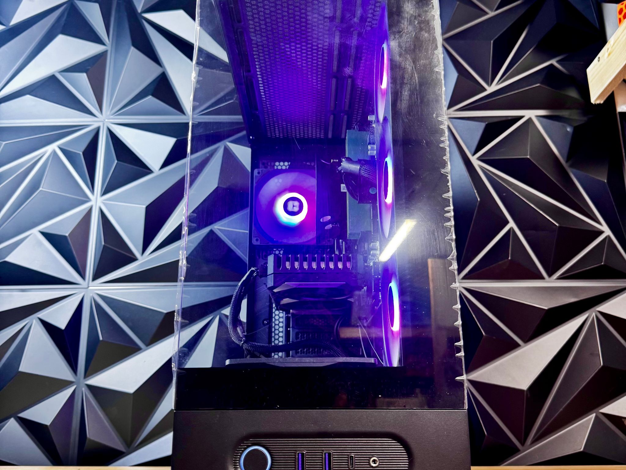 Nvidia GTX 1660 Super | Intel core i7 4.2GHZ | 32GB RAM |500GB SSD| Wi-Fi/BT | Win 11 Custom ARGB PC