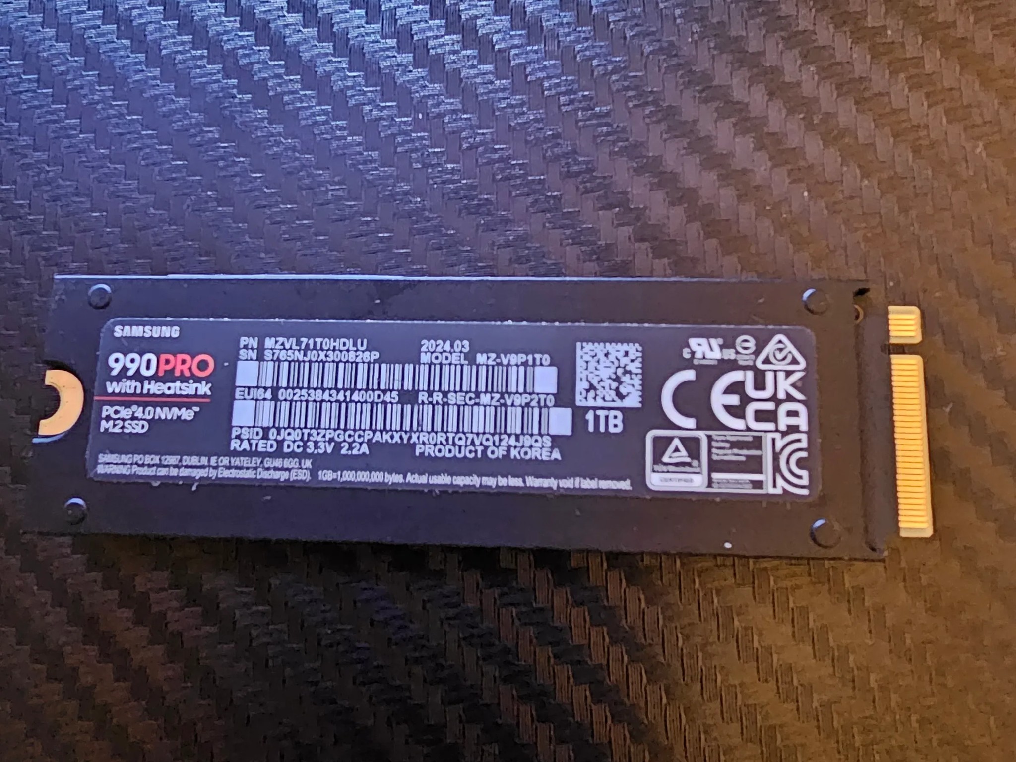 SAMSUNG 990 PRO w/ Heatsink SSD 1TB PCIe 4.0 M.2 Internal Solid State Hard Drive