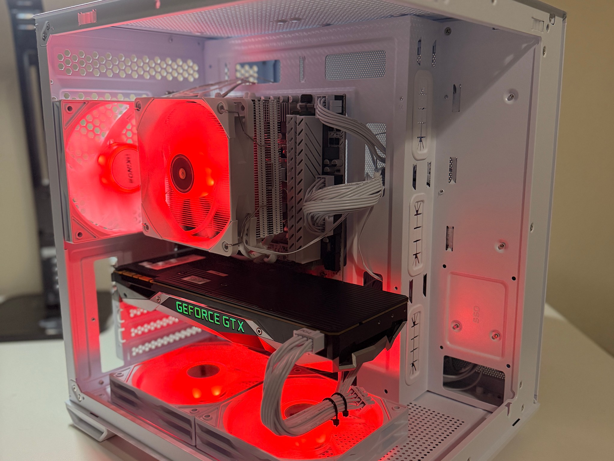 Gtx 1080 | 32gb ram | custom gaming pc