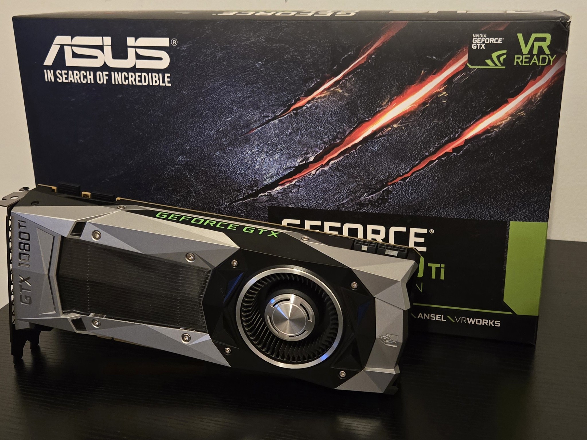 GTX 1080 TI Founder's Edition **MINT CONDITION**