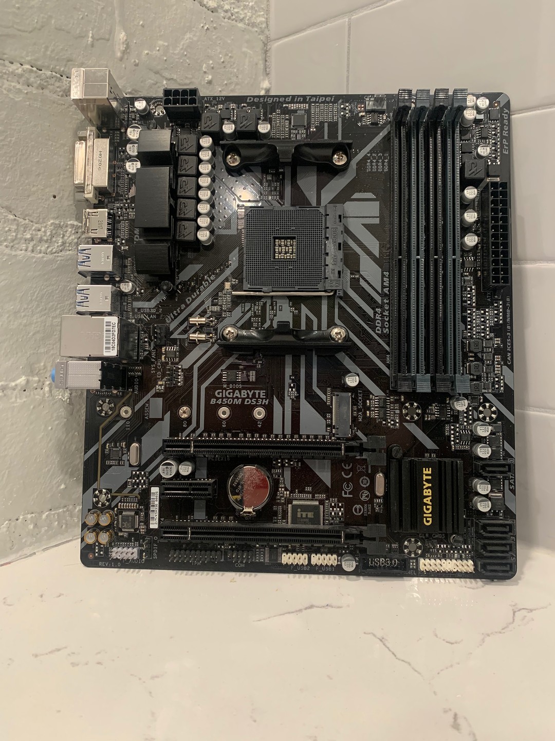 Ryzen Amd Ryzen Cpu 2020 GIGABYTE B450M DS3H V2 (AMD Ryzen AM4