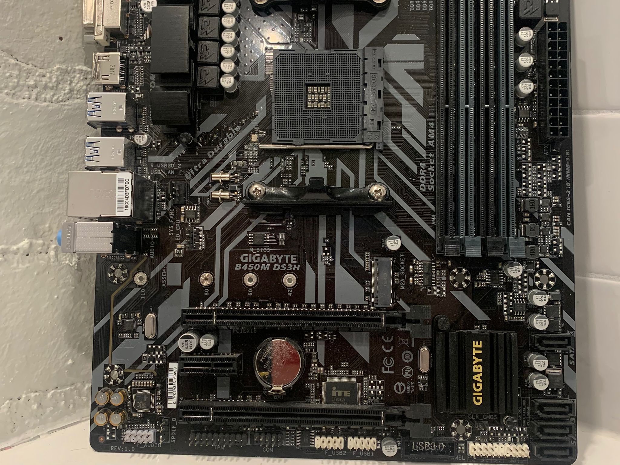 Gigabyte B450M DS3H Micro ATX Motherboard