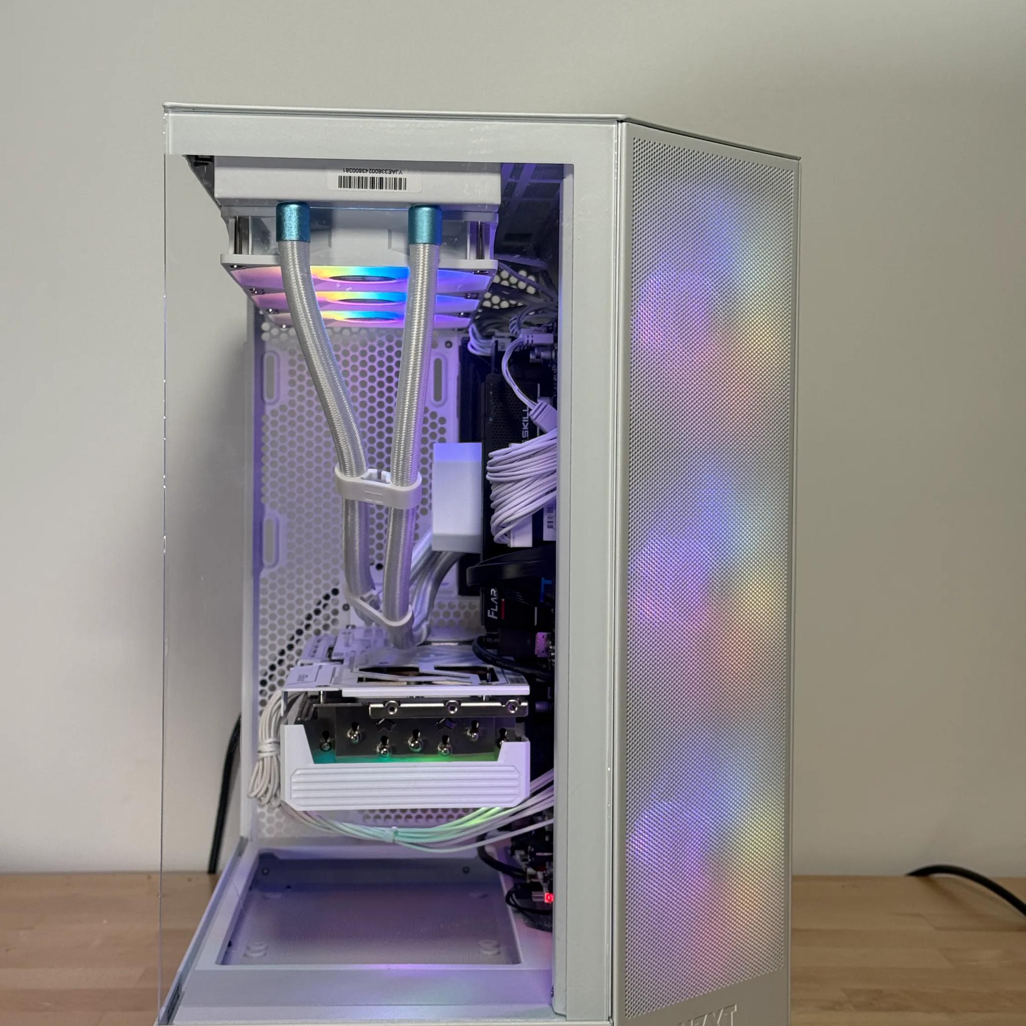 RX 9070XT STEEL LEGEND Ryzen 7 7800x3d Gaming PC