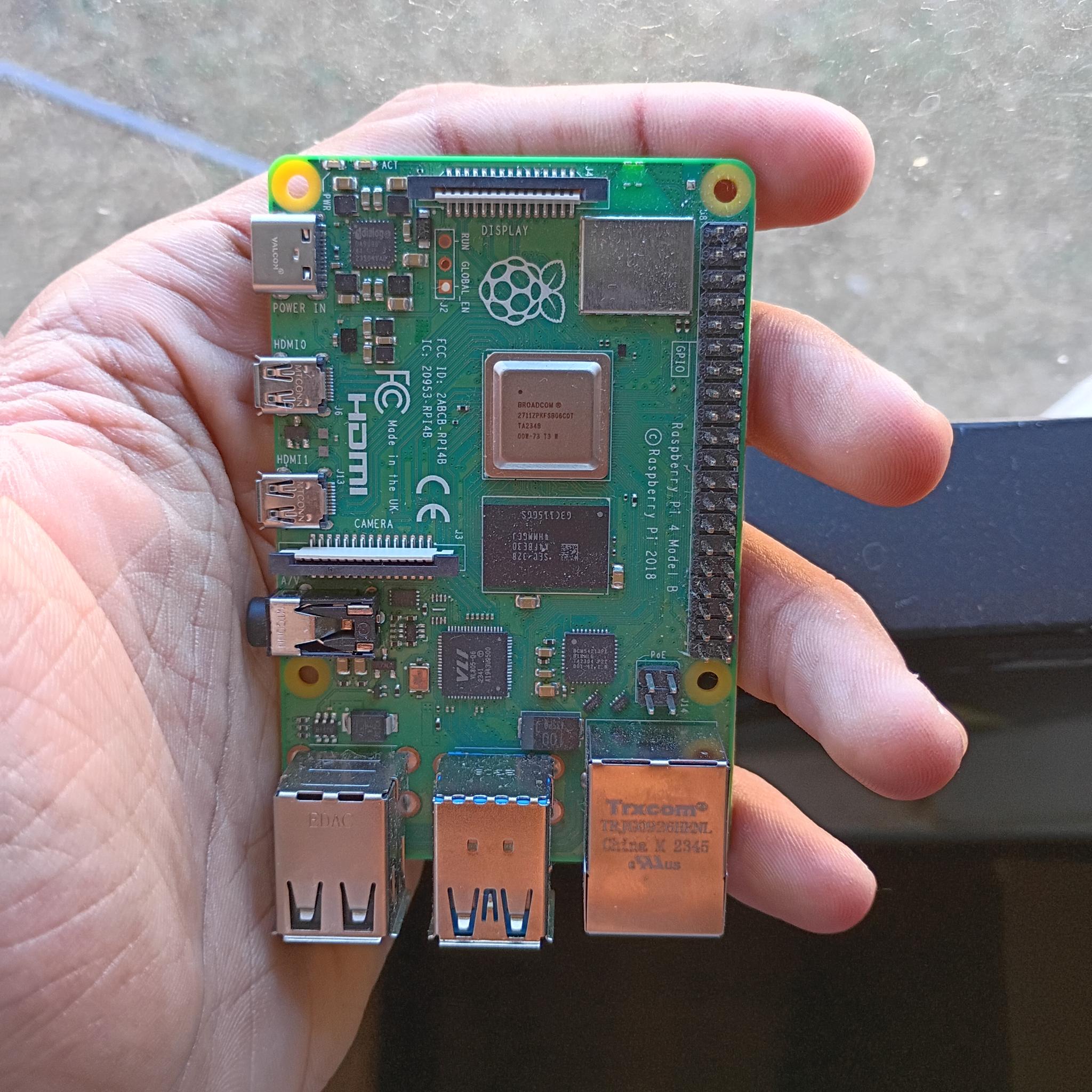 Raspberry pi 4 model b