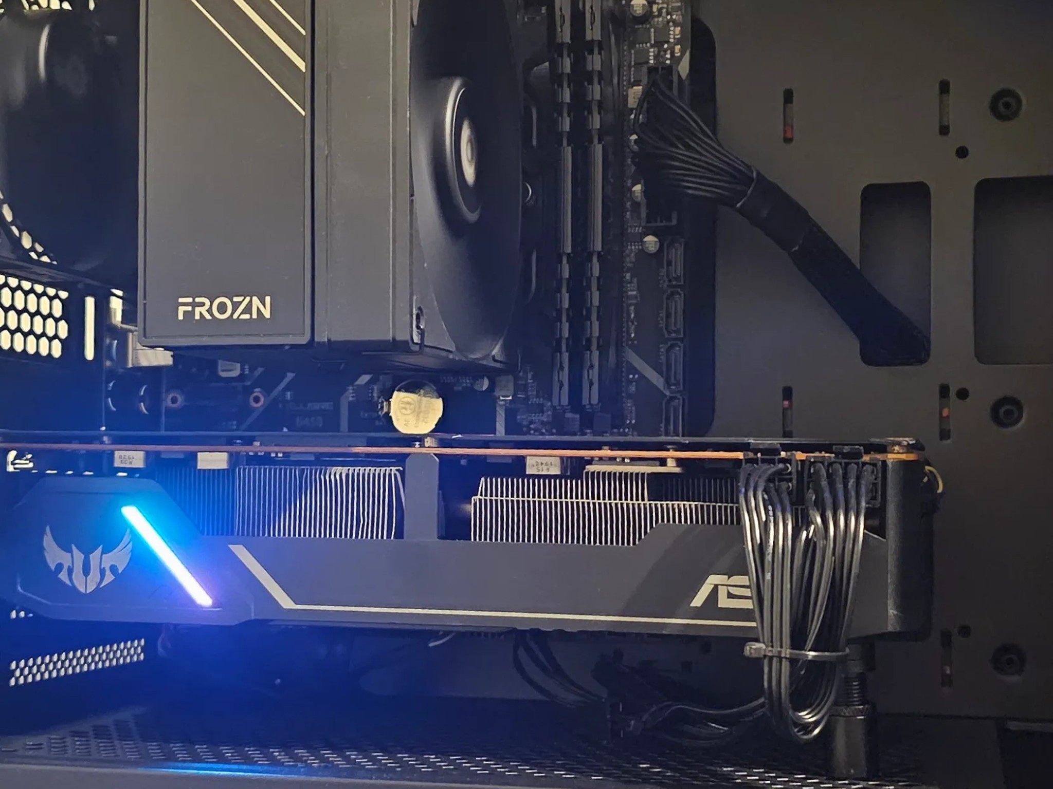 Ryzen 5 3600 RX 5700 8GB Low Profile all black build