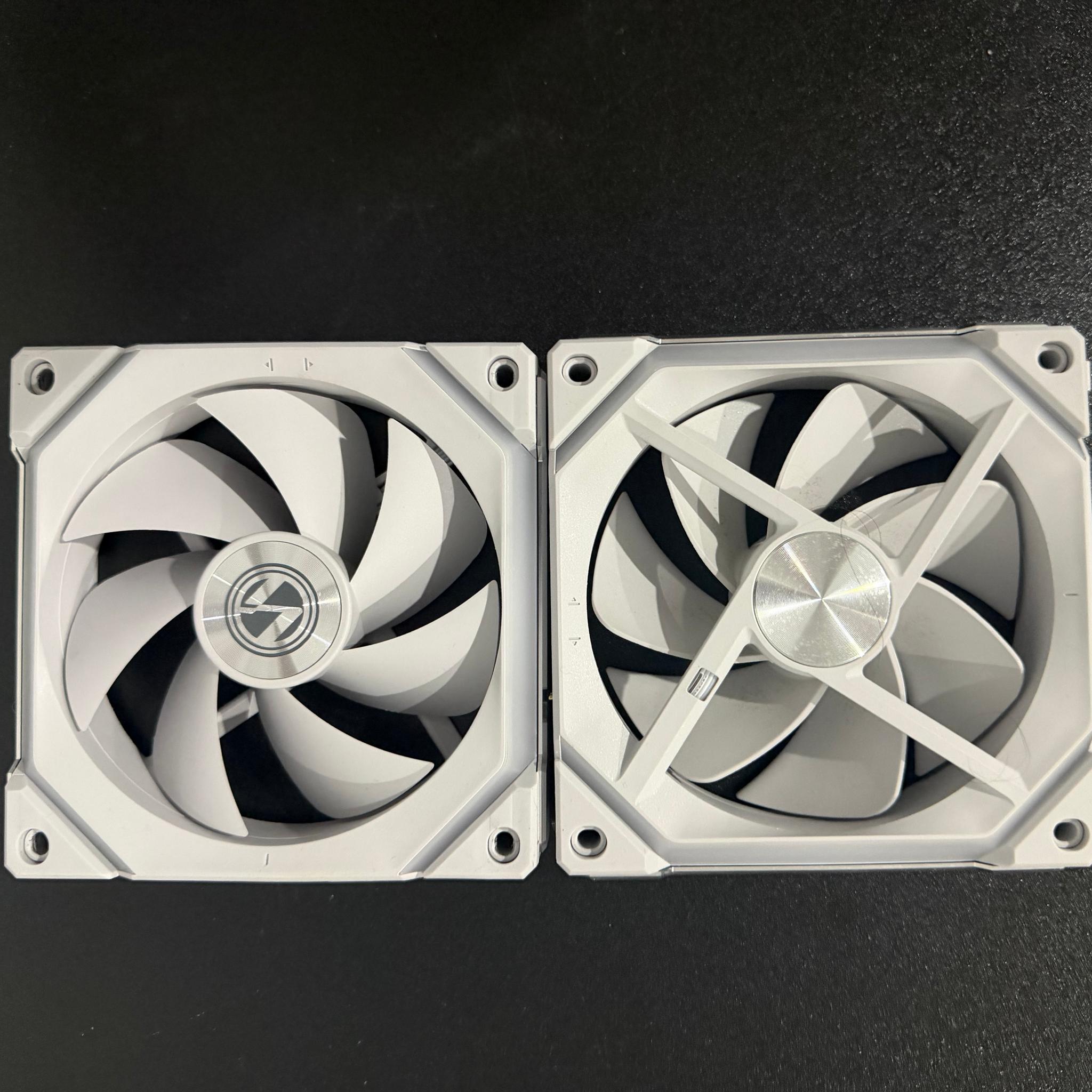 NZXT LCD Screen AIO AM5 + 9 Wireless Lian Li Fans White + Controller/hub Free Shipping