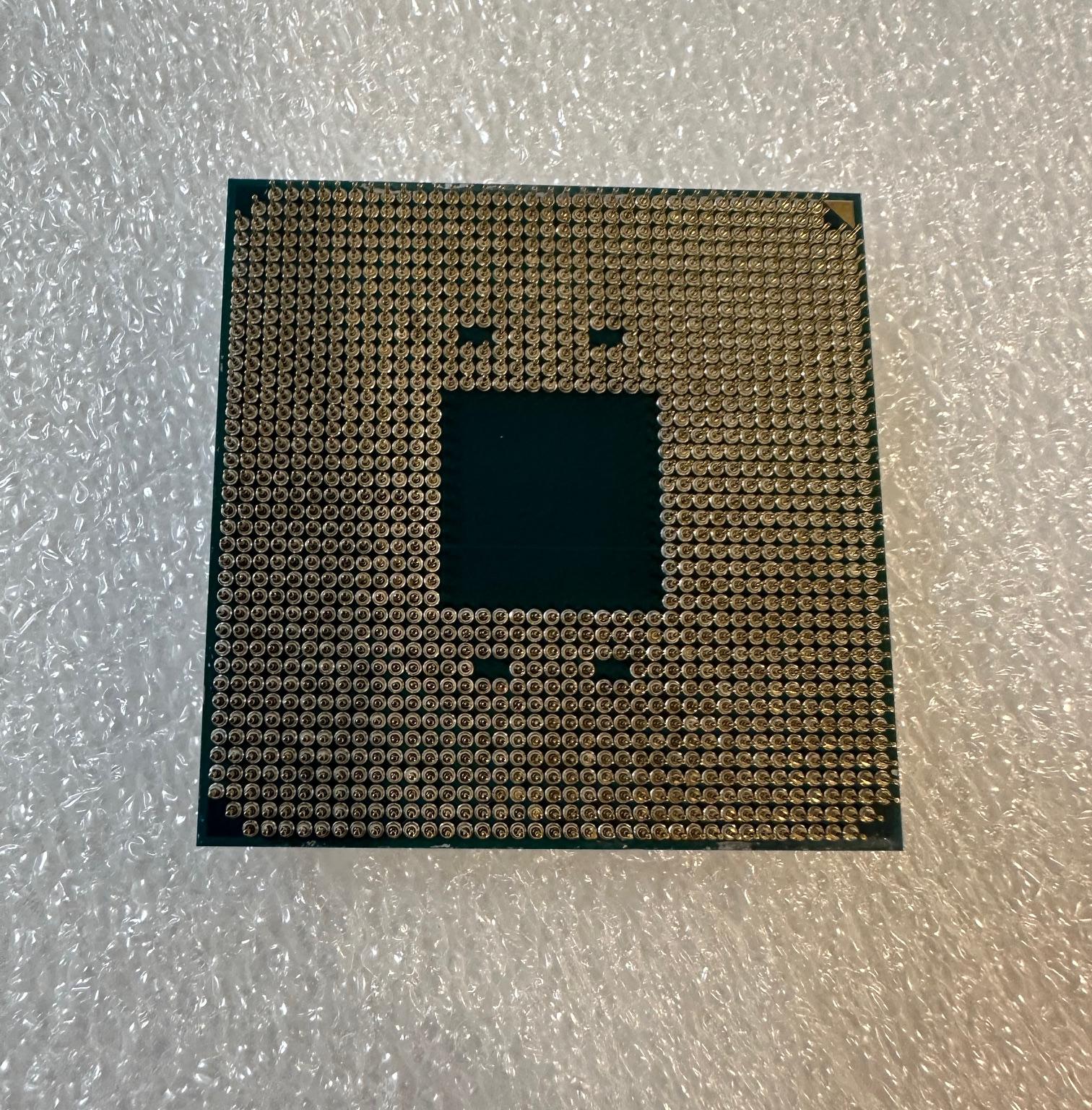 AMD Ryzen 9 5900X Desktop Processor (4.8GHz, 12 Cores, Socket AM4)