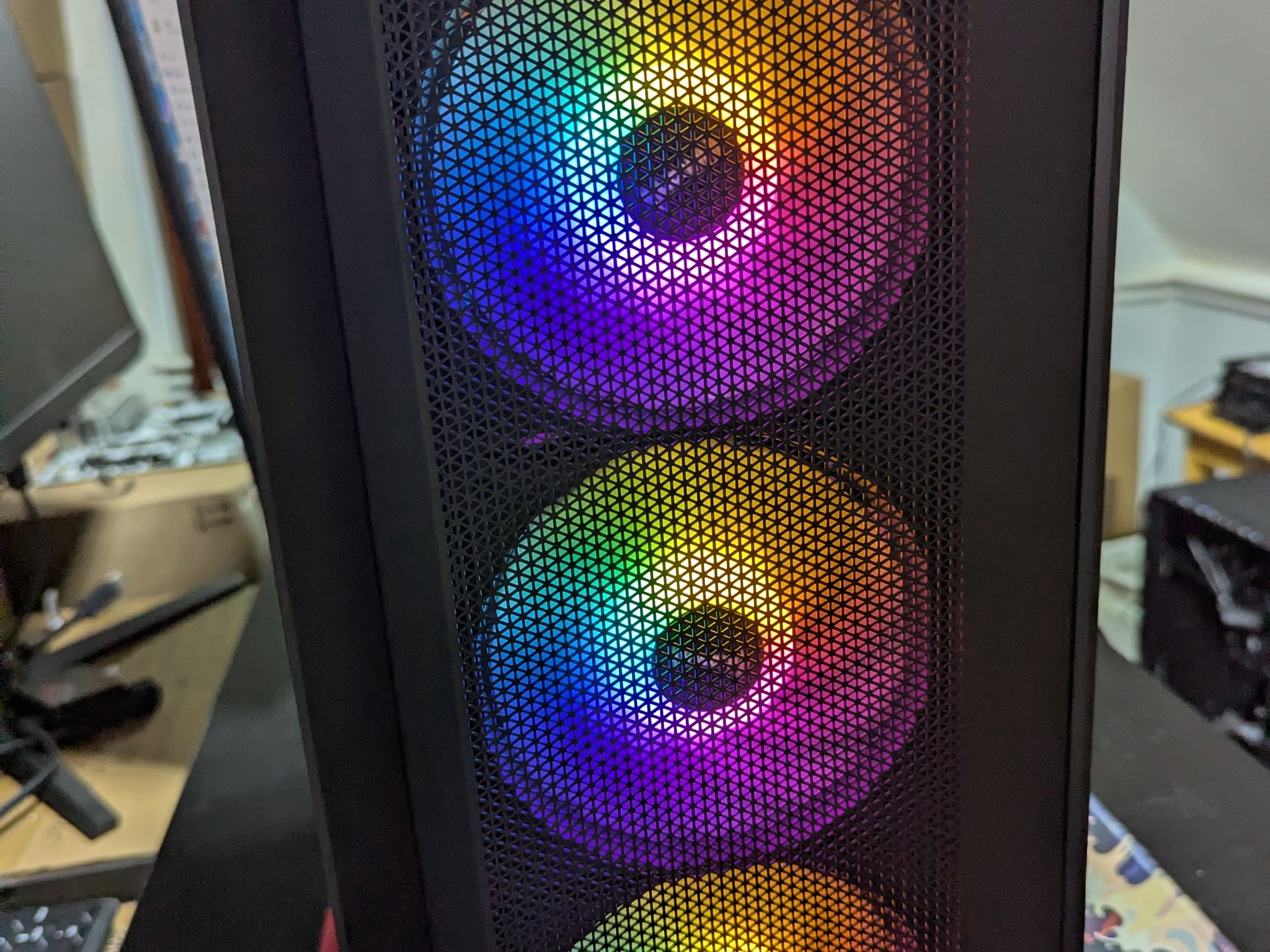 Gaming PC|AMD Ryzen 5 5600|AMD Radeon RX 9060 XT|32GB DDR4 3600|1 TB NVME SSD|Windows 11 Pro Active