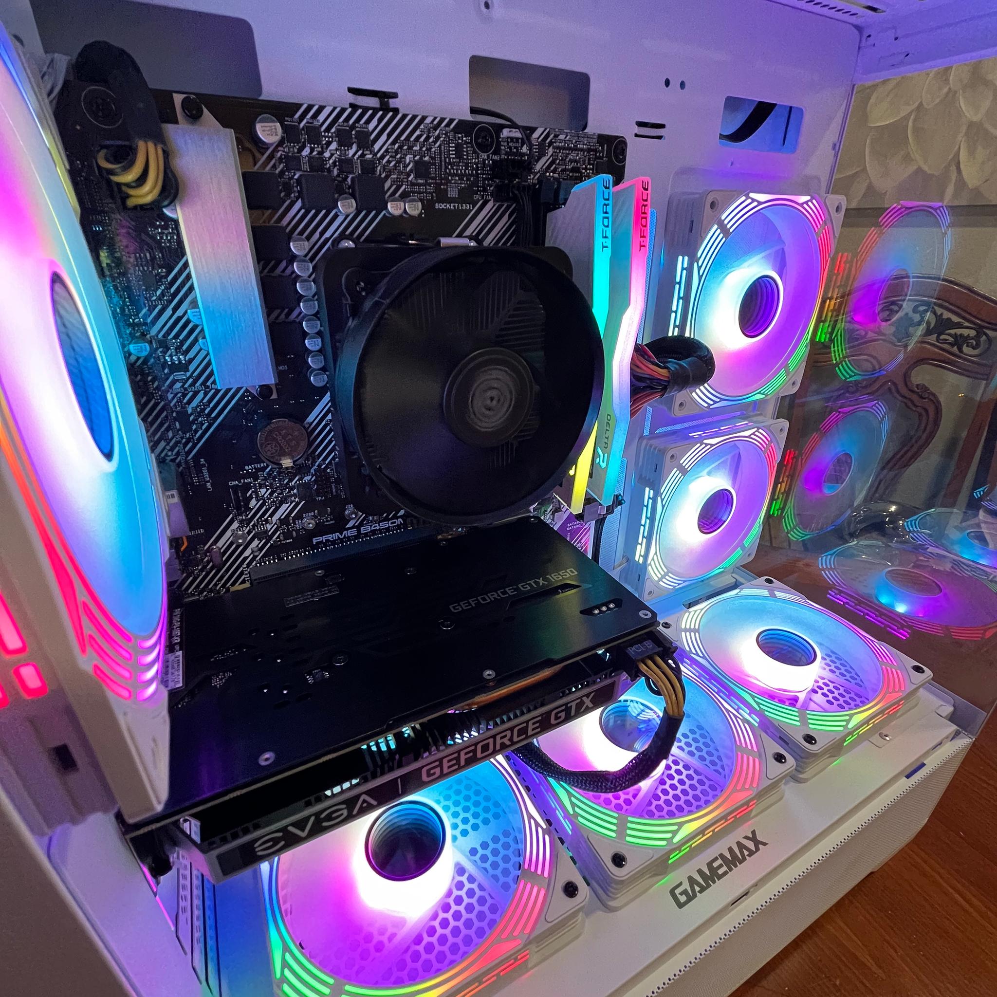 Custom RGB Gaming Computer/PC