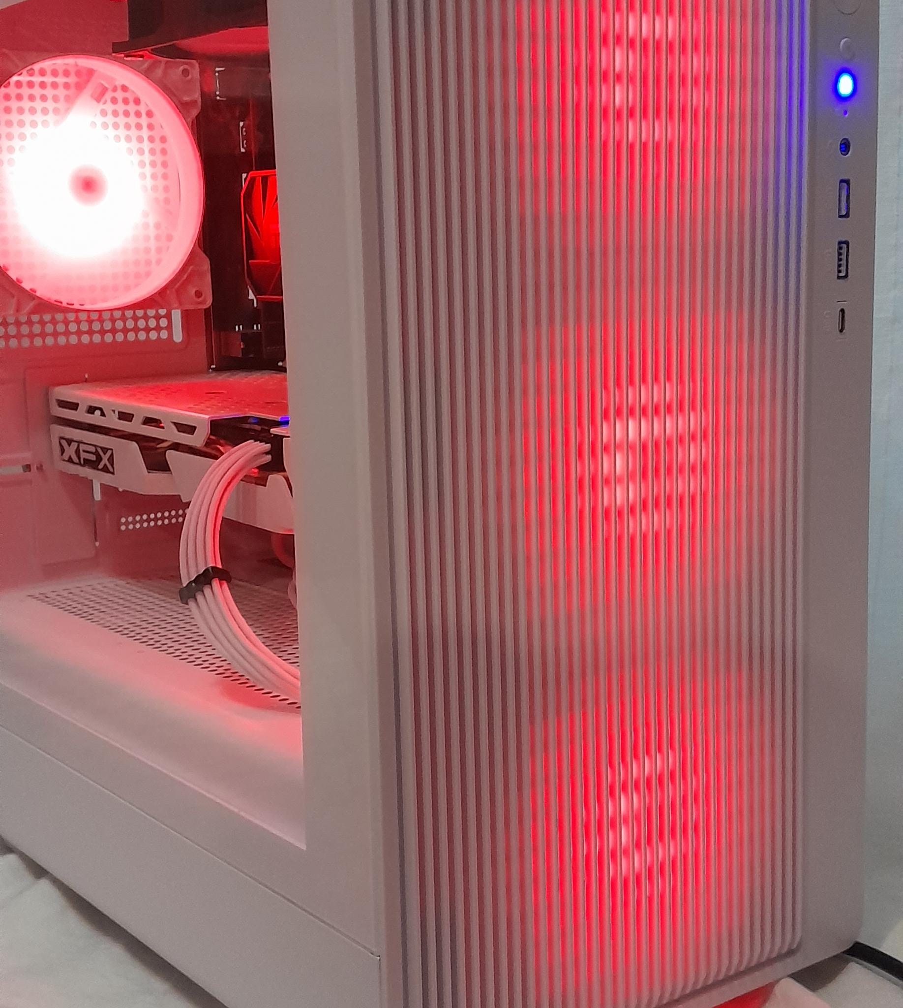 GLACIER PHANTOM WHITE GAMING PC 1080P HIGH SETTINGS