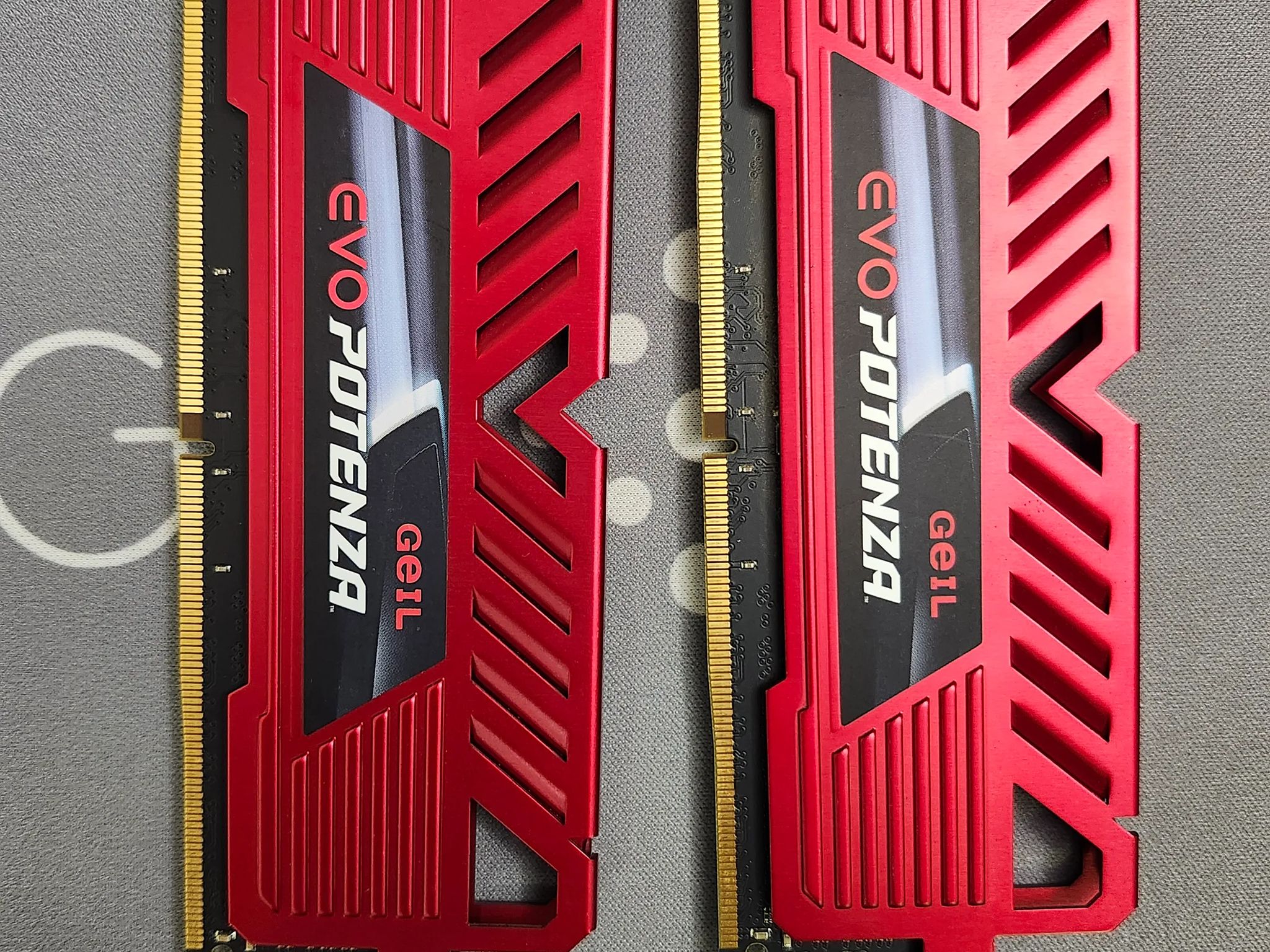 Evo POTENNZA 16gb DDR4 2133mhz