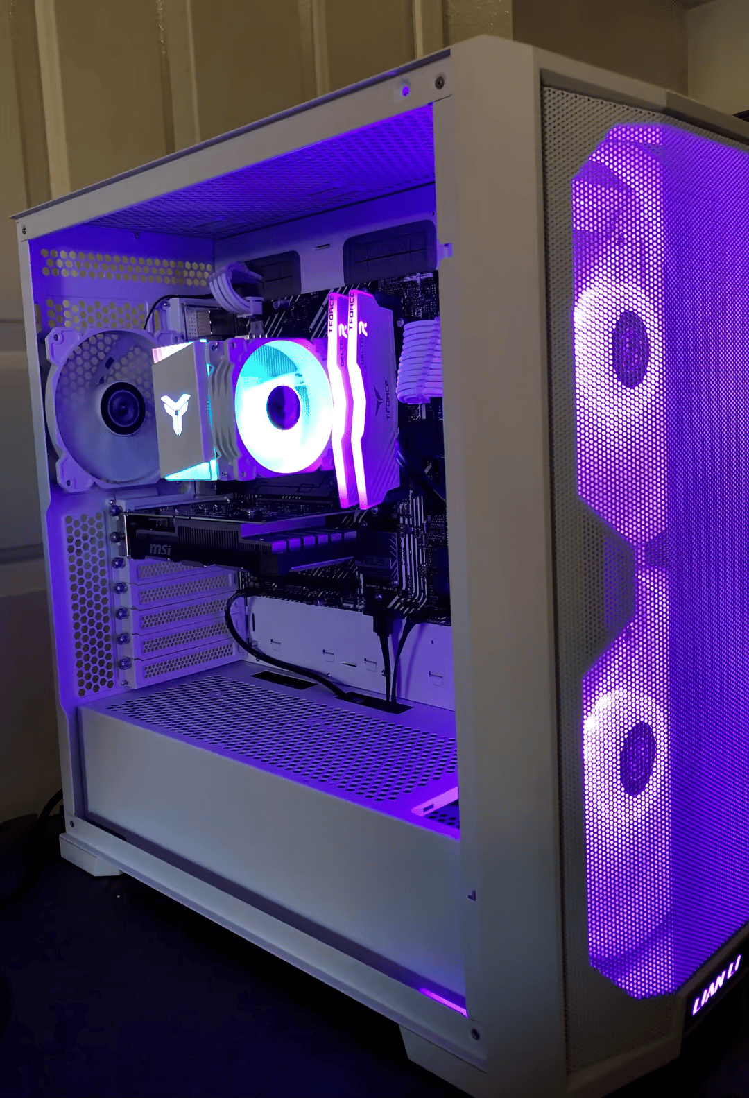 GAMING PC Intel i5 11400F All-White PC 