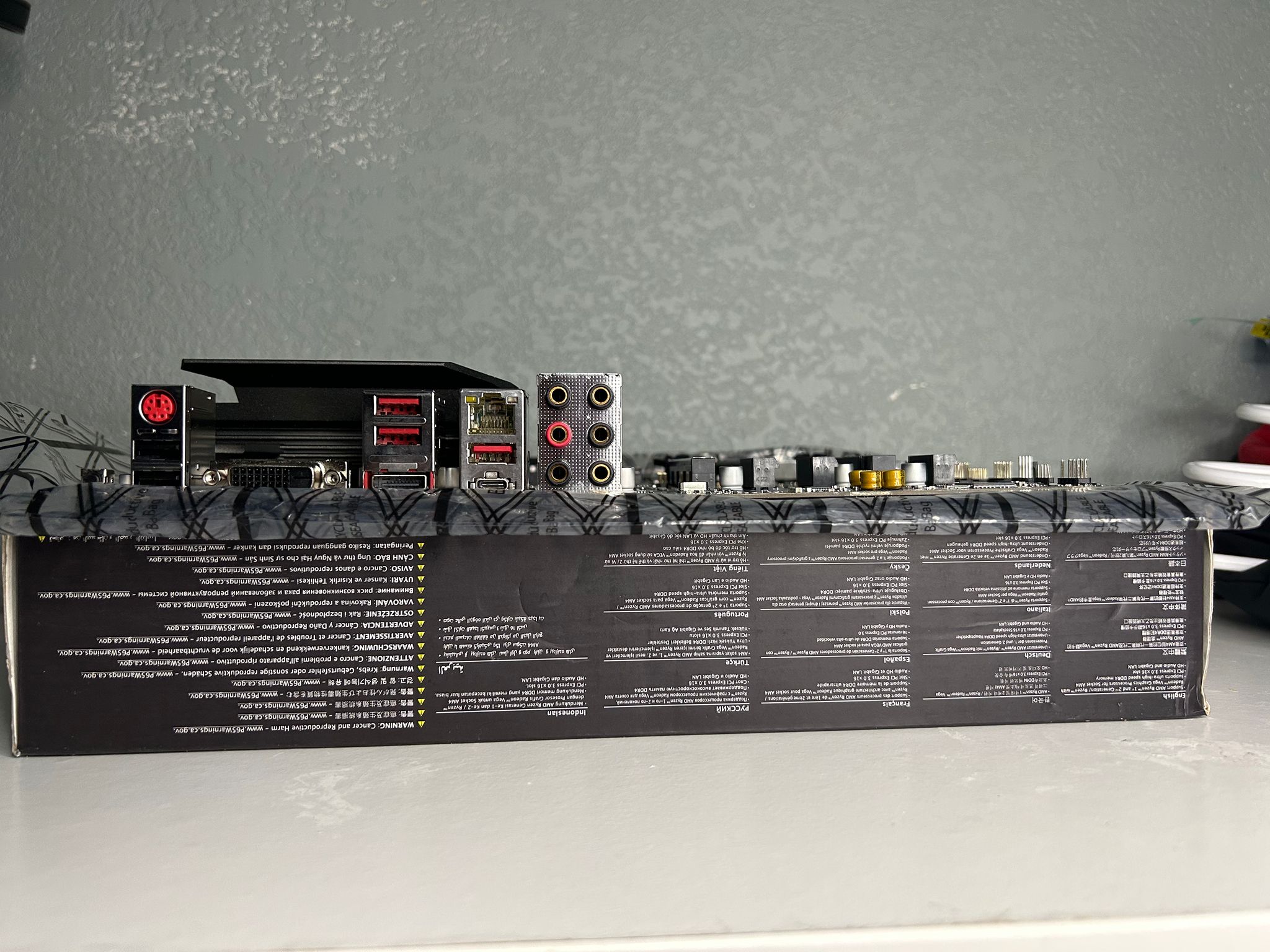 MSI B450 Tomahawk ATX AM4 Motherboard