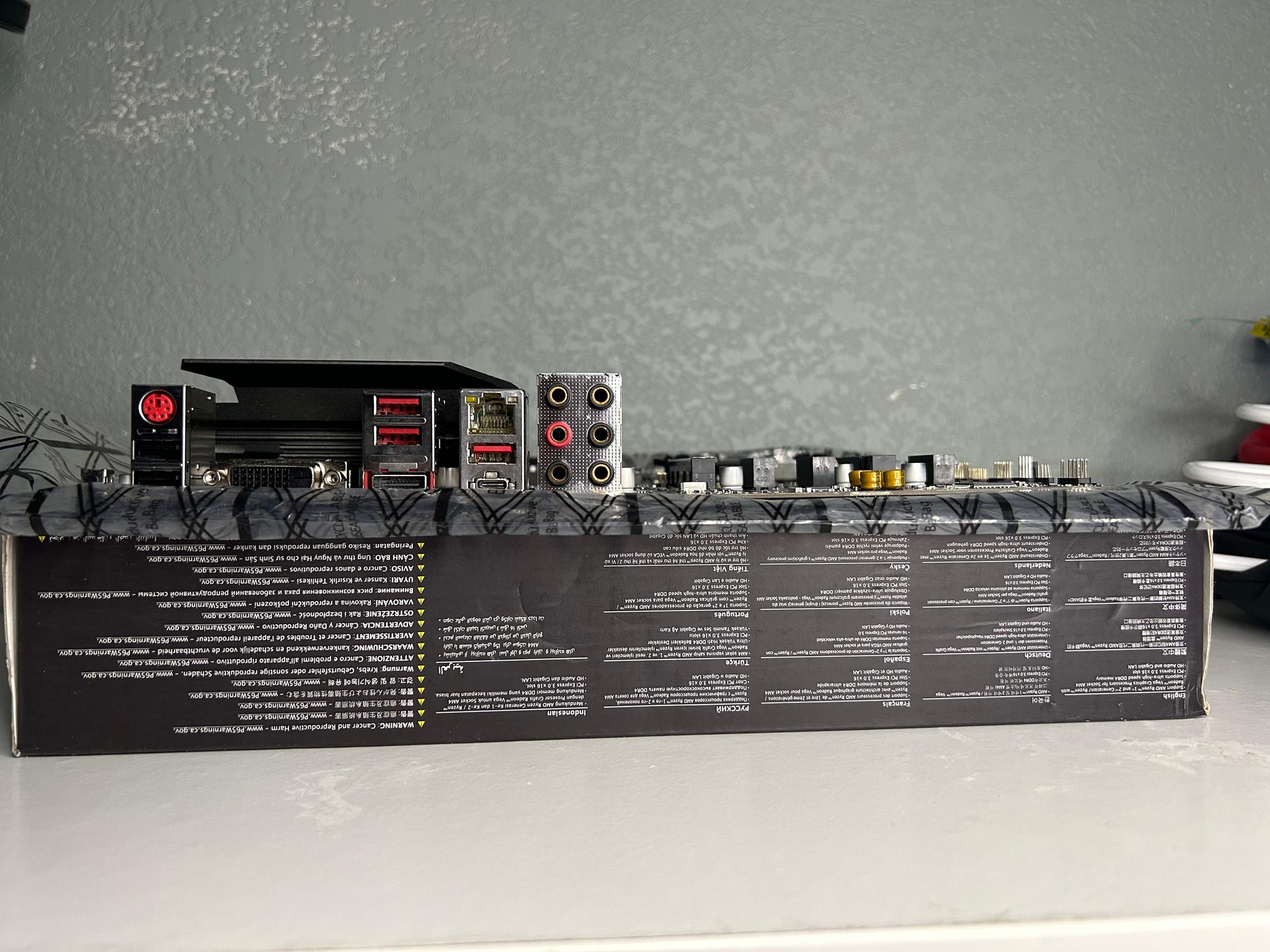 MSI B450 Tomahawk ATX AM4 Motherboard