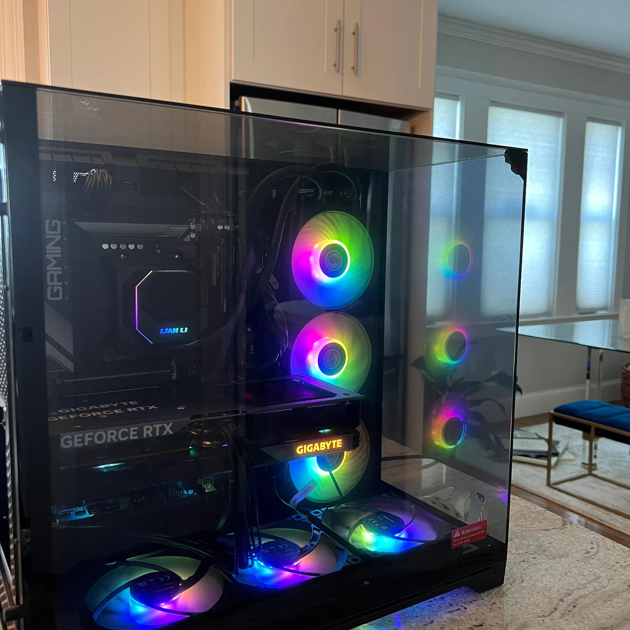 1440p Beast, AMD Ryzen 7800X3D & 4070 Super Black Gaming PC