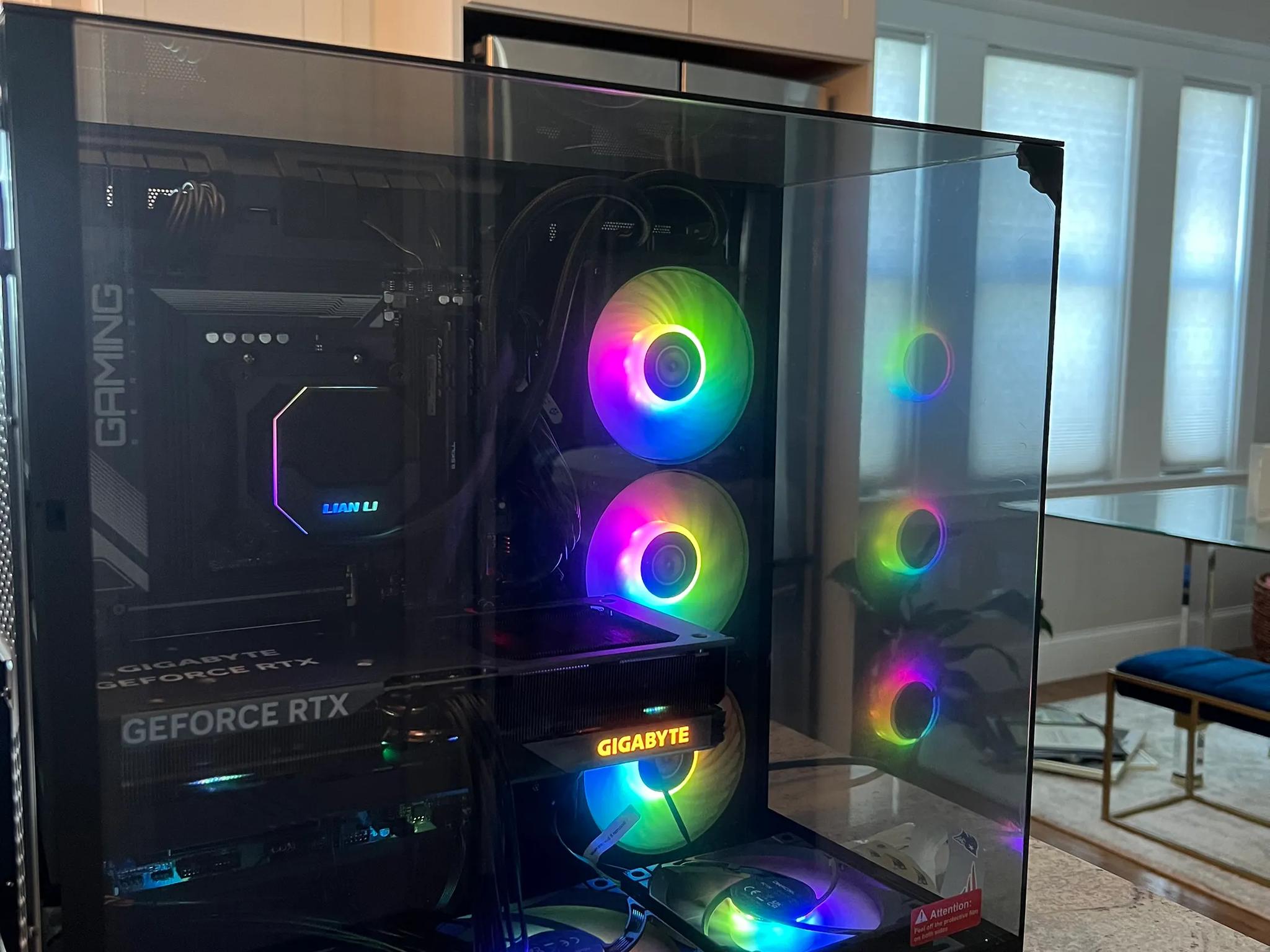 1440p Beast, AMD Ryzen 7800X3D & 4070 Super Black Gaming PC
