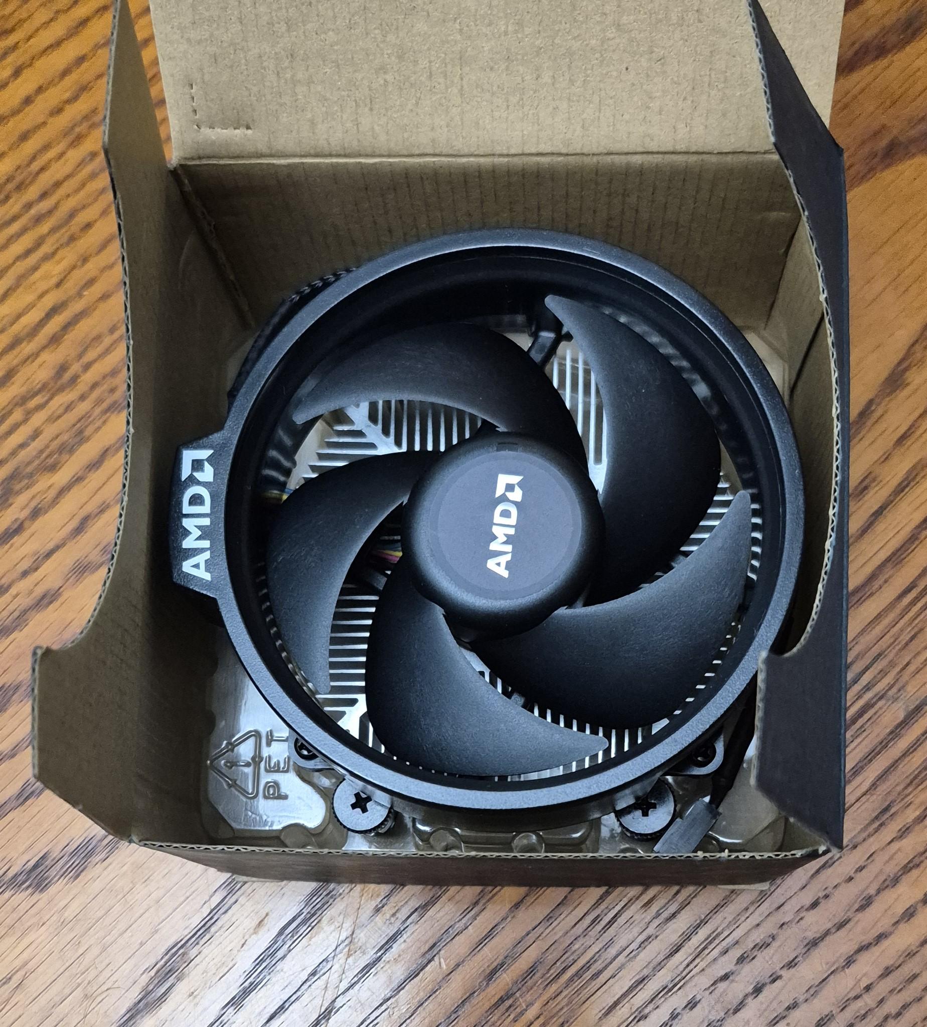 Bundle Gaming Gigabyte X570 Board, Ryzen 9 5950X, Kingston Fury 32GB RAM, Power Color RX580 8GB GPU