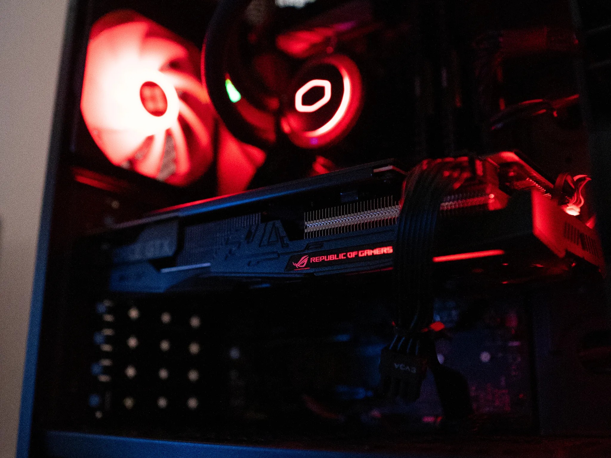 🩸⚫ | GTX 1660 Ti | RYZEN 7 2700X | 16GB DDR4 RAM | 256GB NVME SSD + 1TB HDD | Ruby Rocket 4.0