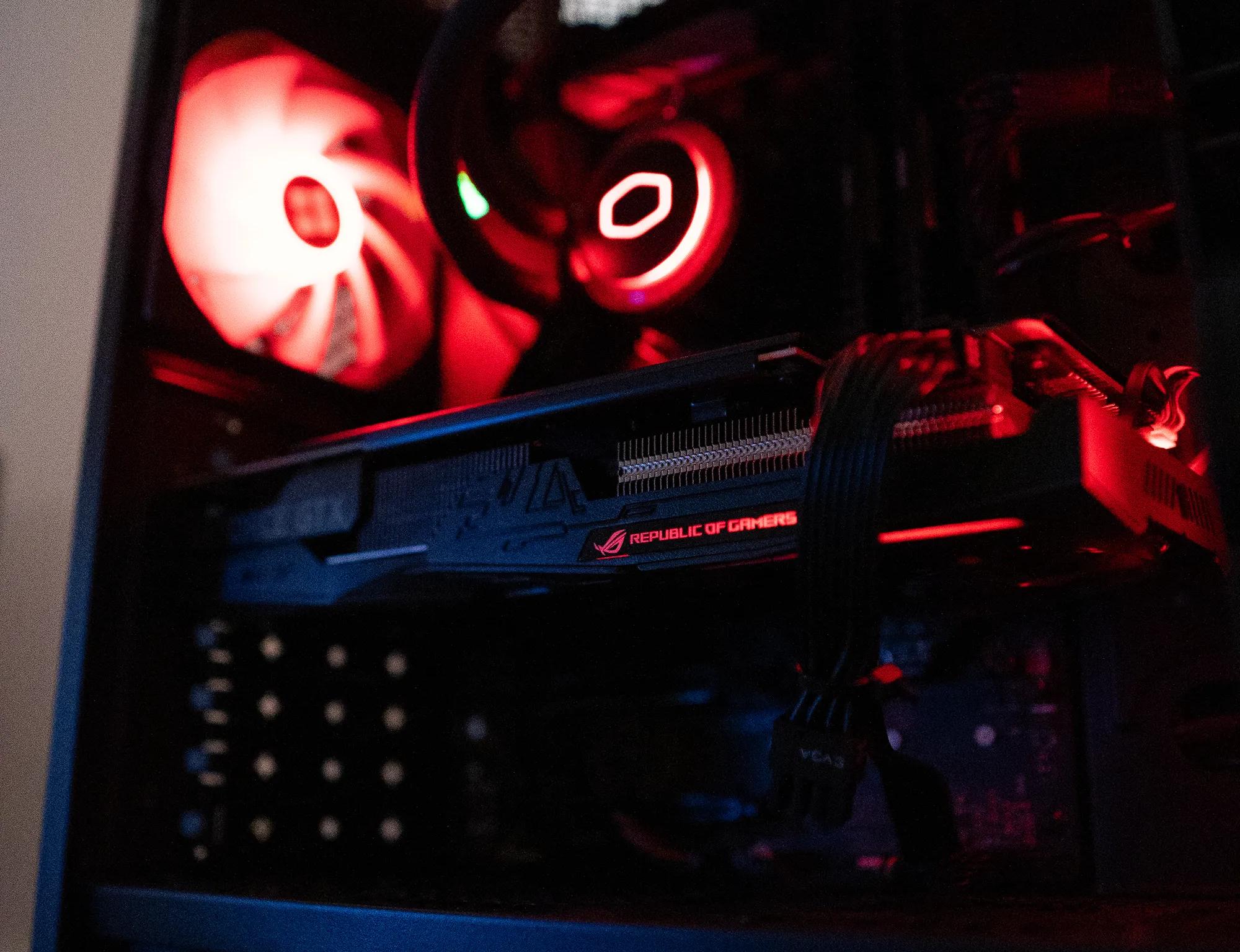 🩸⚫ | GTX 1660 Ti | RYZEN 7 2700X | 16GB DDR4 RAM | 256GB NVME SSD + 1TB HDD | Ruby Rocket 4.0