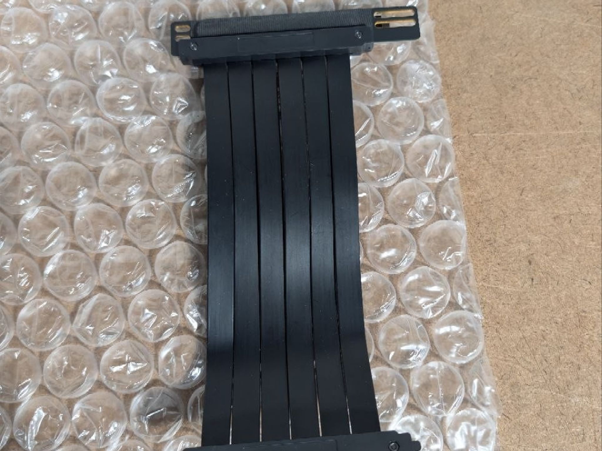 Alphacool Aurora Vertical GPU Mount with Riser Cable (11951)