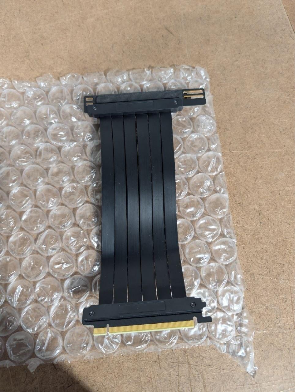 Alphacool Aurora Vertical GPU Mount with Riser Cable (11951)