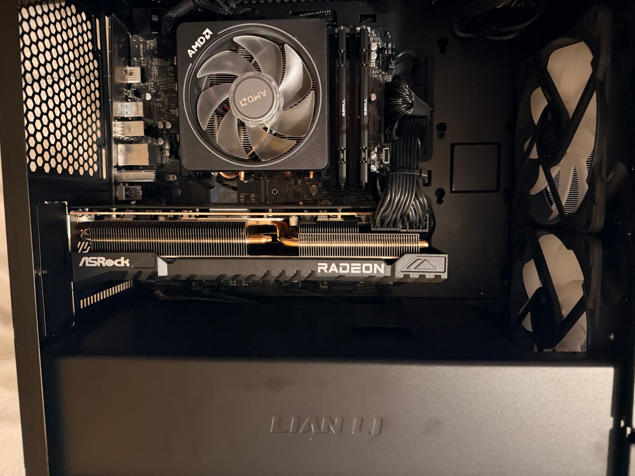 Powerspec G719, Radeon 7800XT, 9700X, 32GB RAM