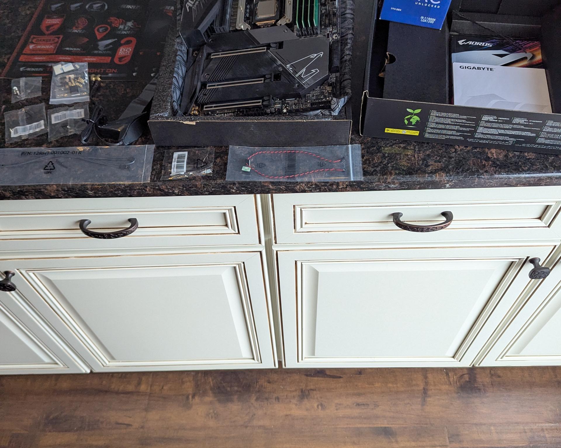 Gigabyte Z590 master Combo