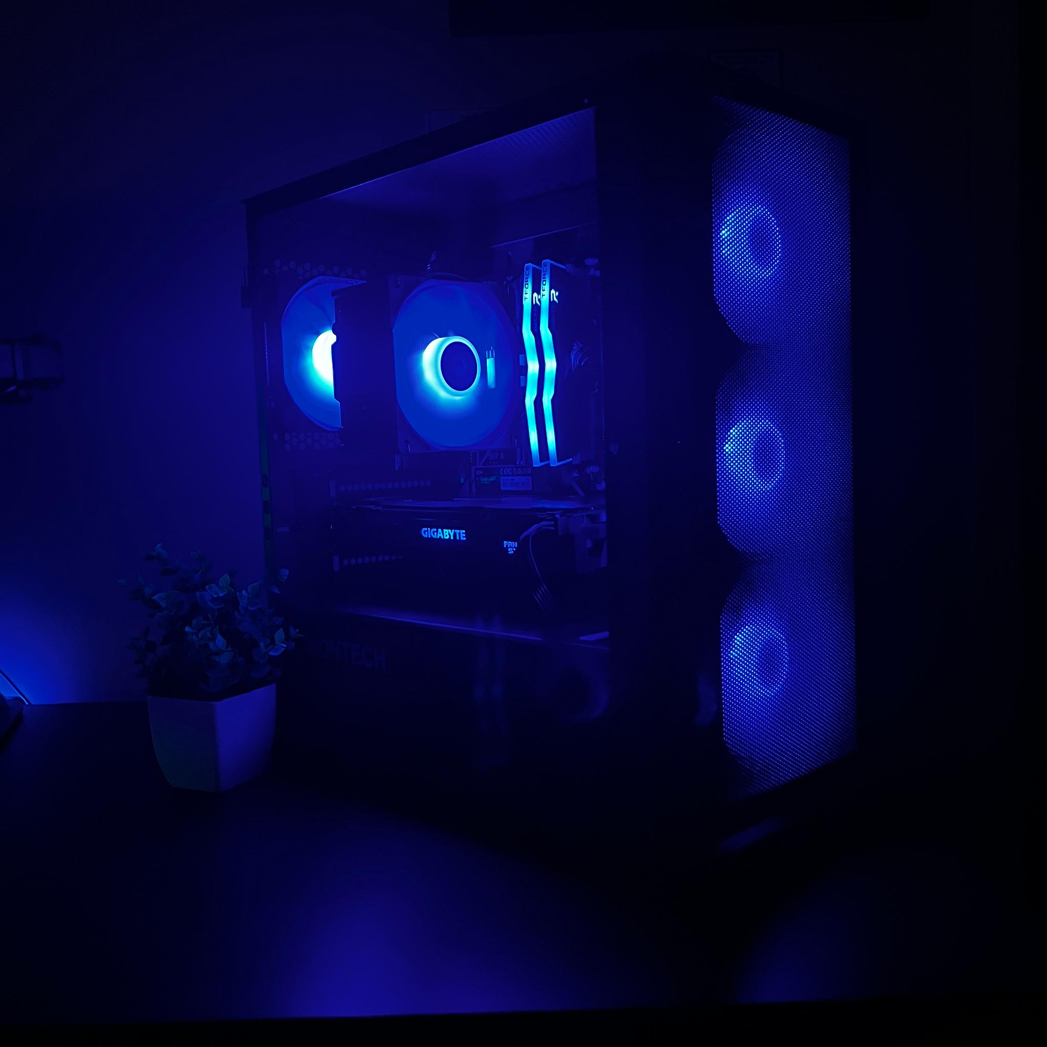 Ryzen 5, GTX 1080, 16GB, 1TB M.2 SSD
