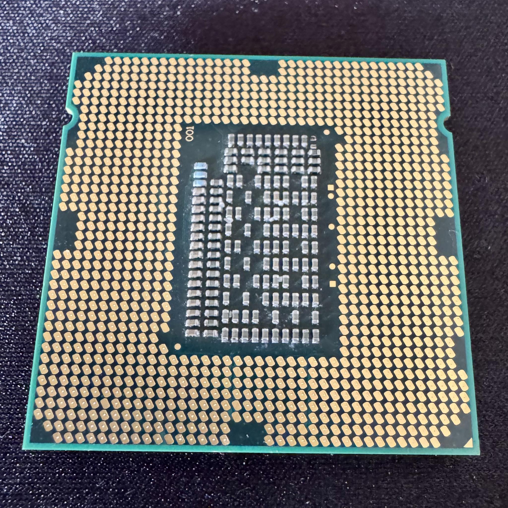 Intel Core i5-2500K CPU 3.3 GHz (Turbo 3.7 GHz) 4-Core 6M LGA-1155 SR008