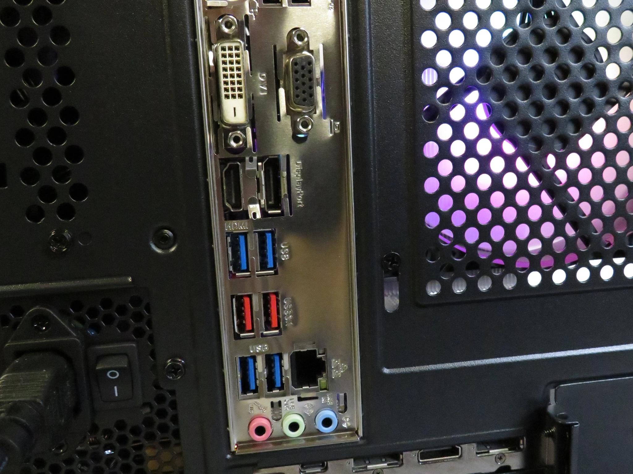 Mid Range GAMER! Ryzen 7 3700X + RTX 2070 + 16 GB DDR4 + 1 TB NVME